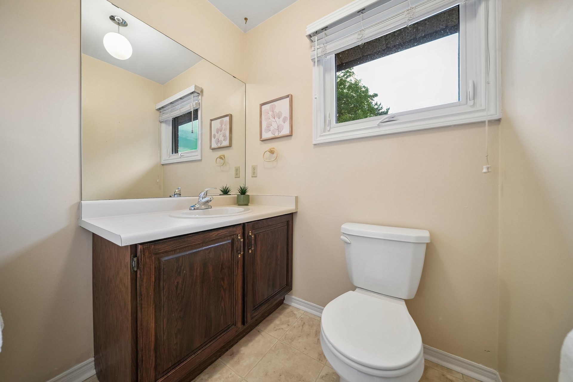 Timeless Glen Abbey living 