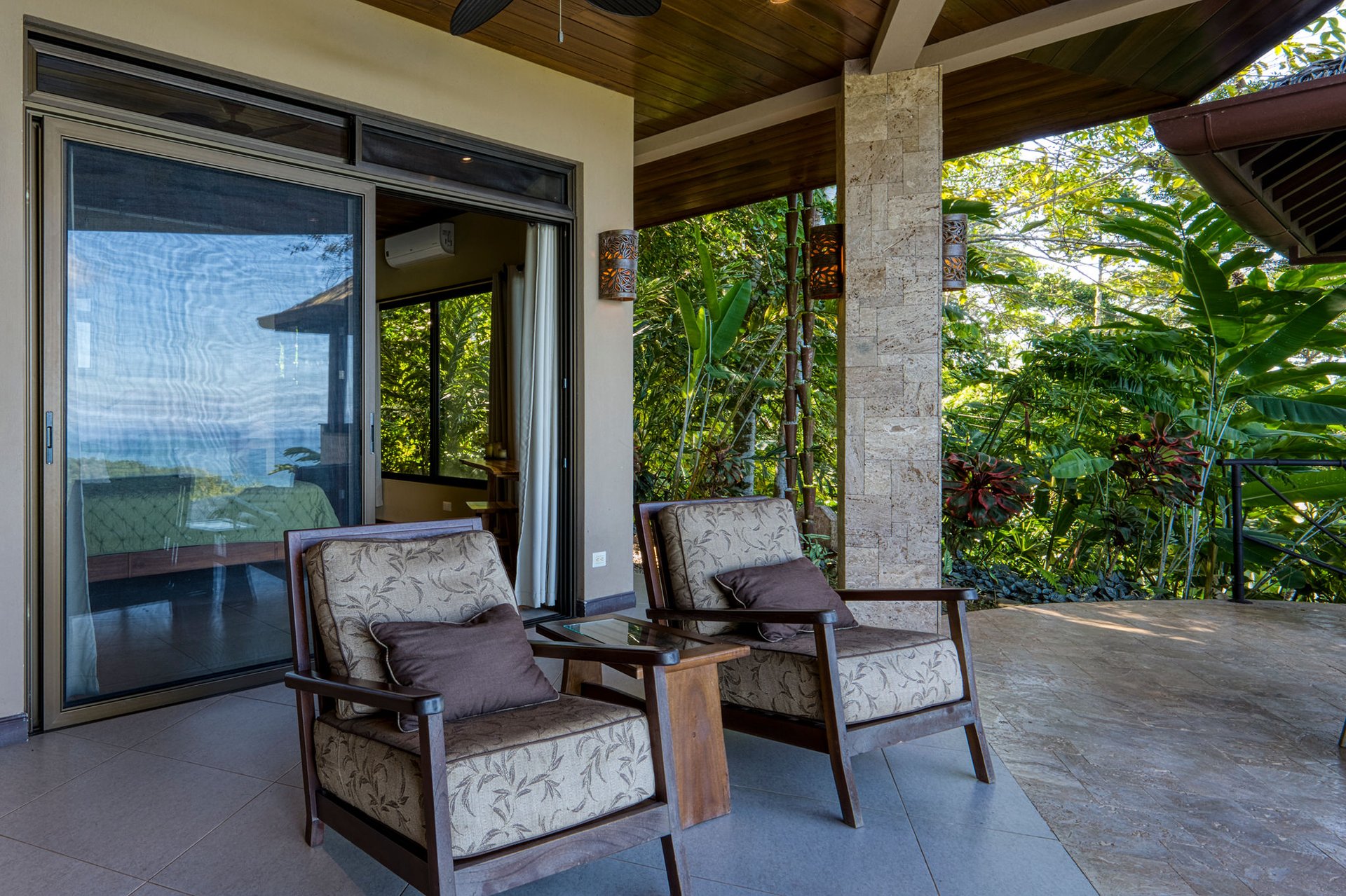Casa Bambú – LUXURY 5 BEDROOM ESTATE WITH EXCEPTIONAL OCEAN VIEWS