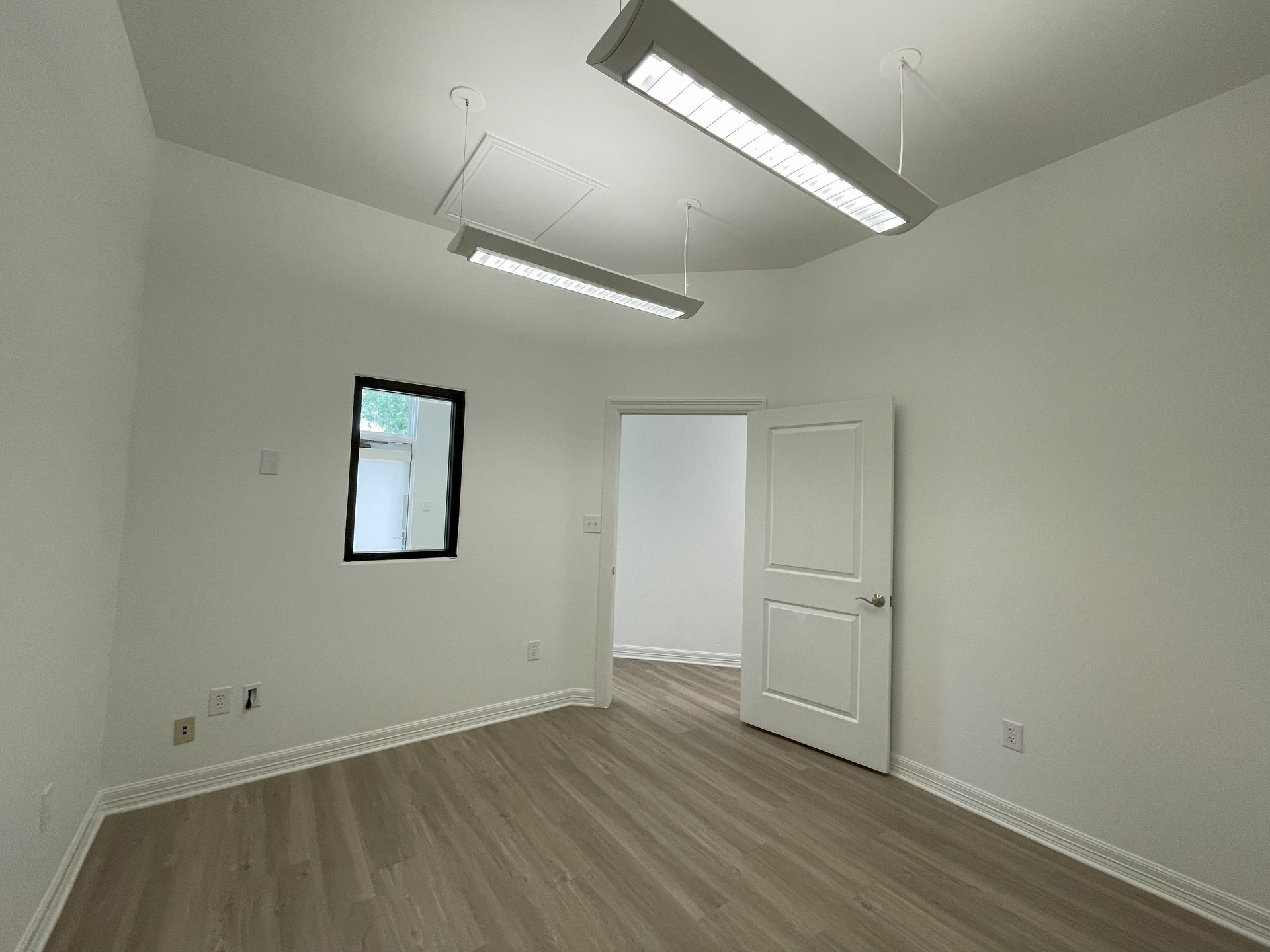 Scenic Loop Business Park | JUST LEASED