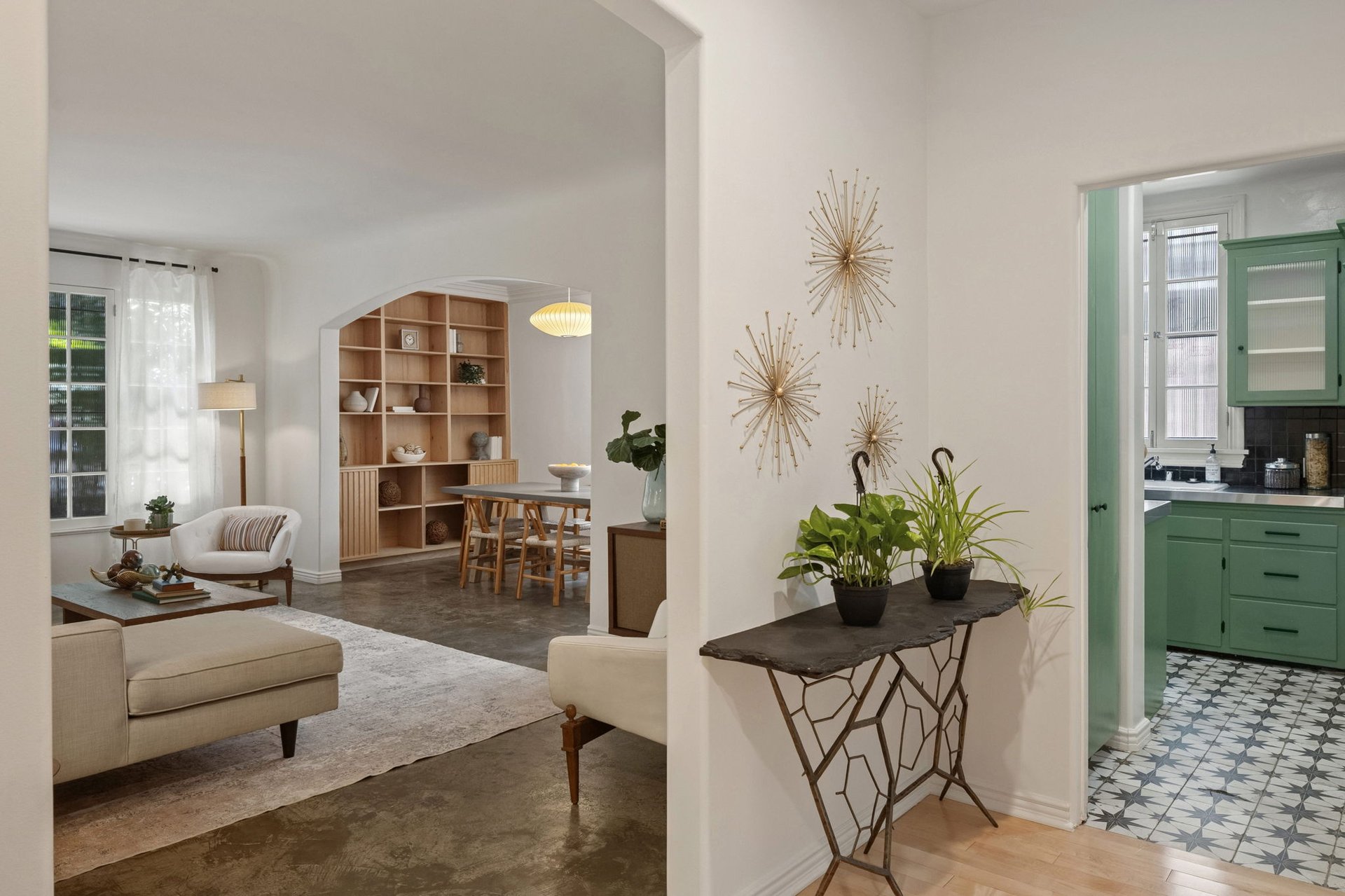 1345 N Hayworth Ave Unit: 2, West Hollywood 