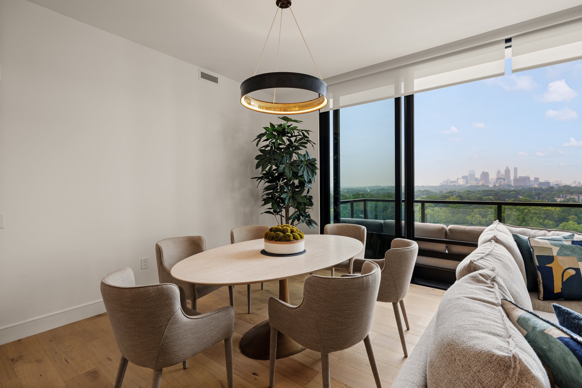 2425 Peachtree Road NE Unit 1406