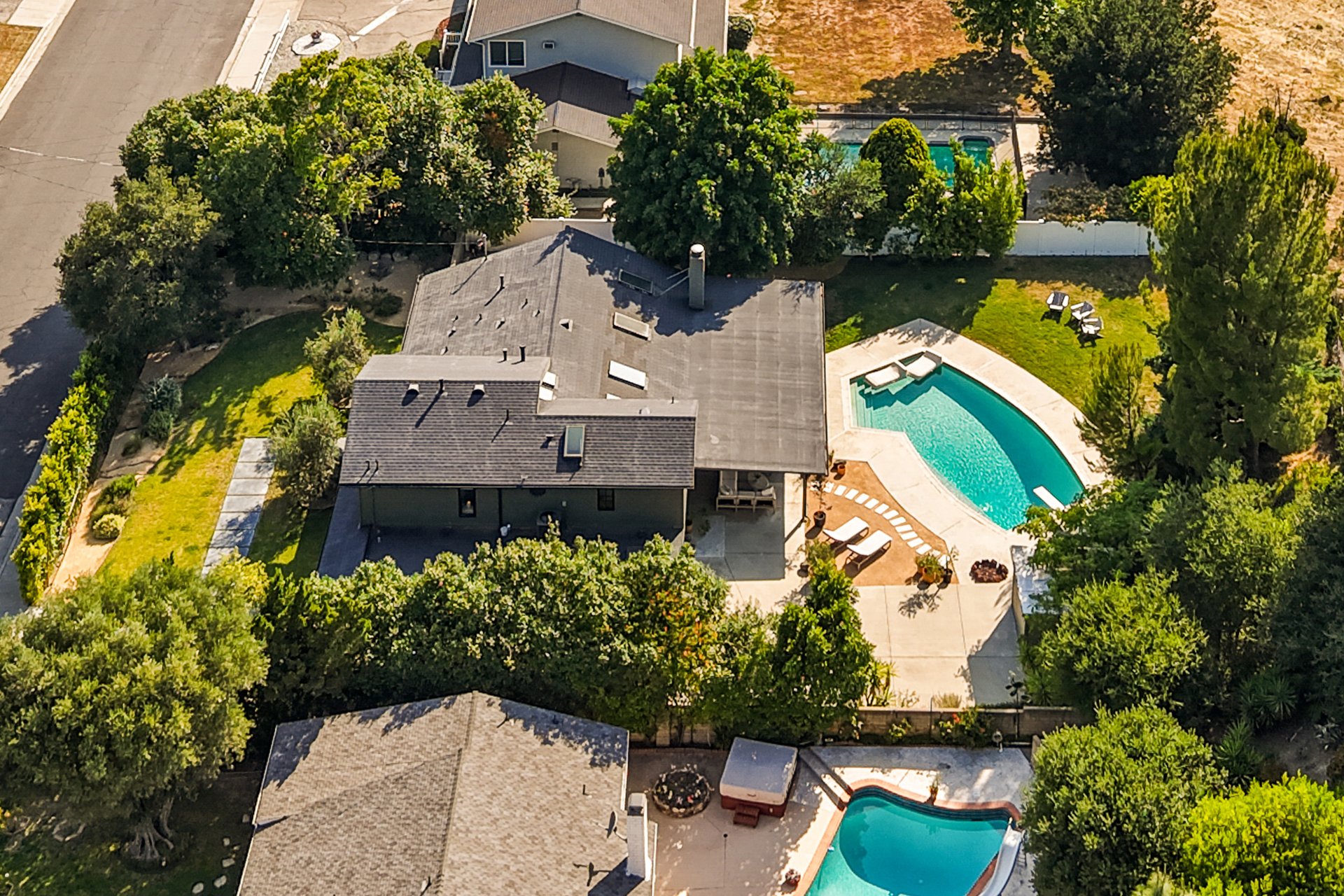 16727 Pineridge Drive