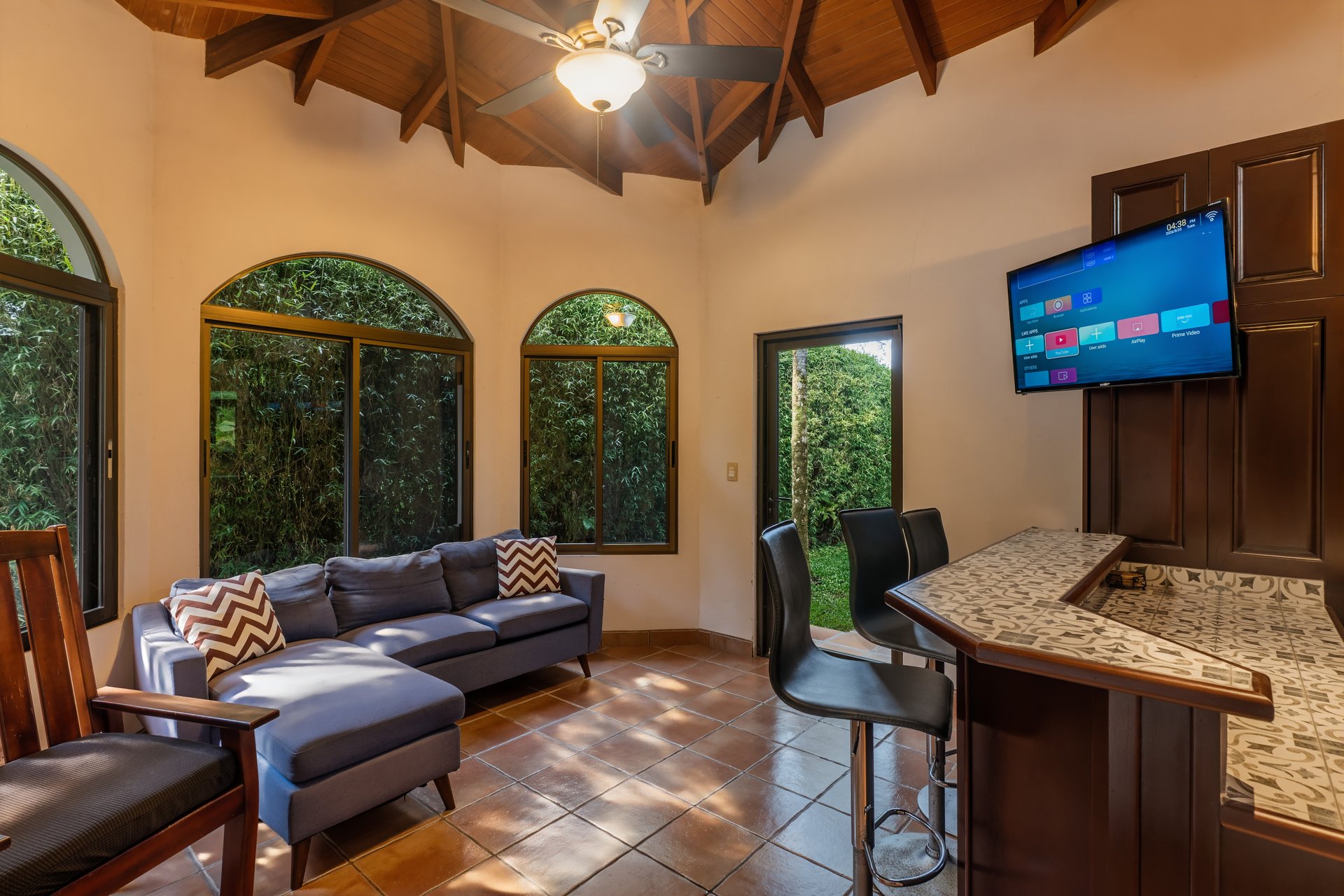 Ojochal Tropical Retreat | 4 Ensuite Bedrooms, Pool & Outdoor Living