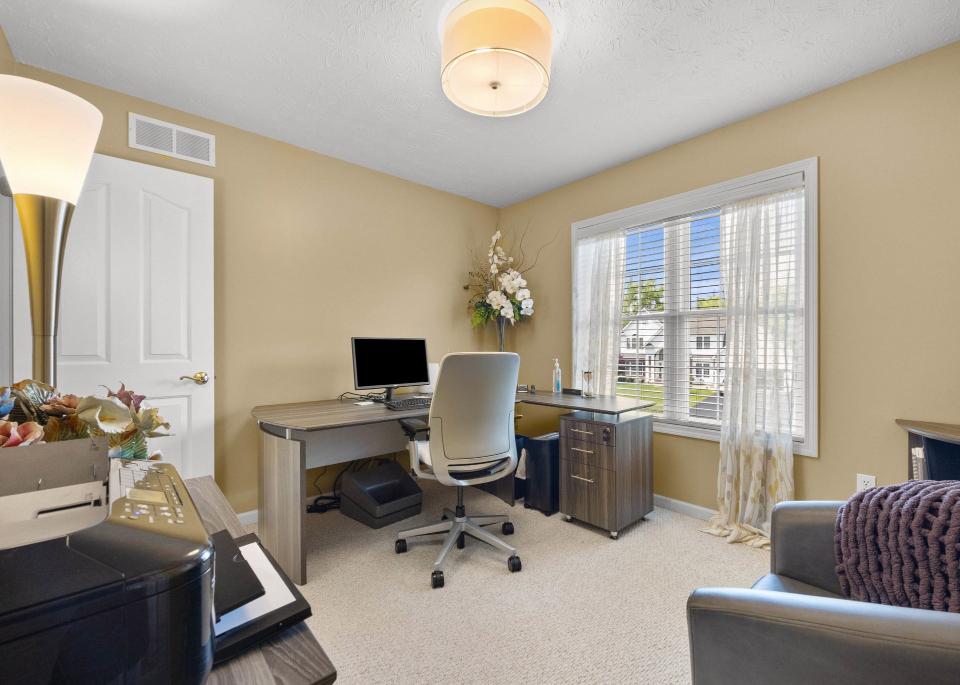 Updated Webster Colonial with Modern Style, Outdoor Living & Cul-De-Sac Location