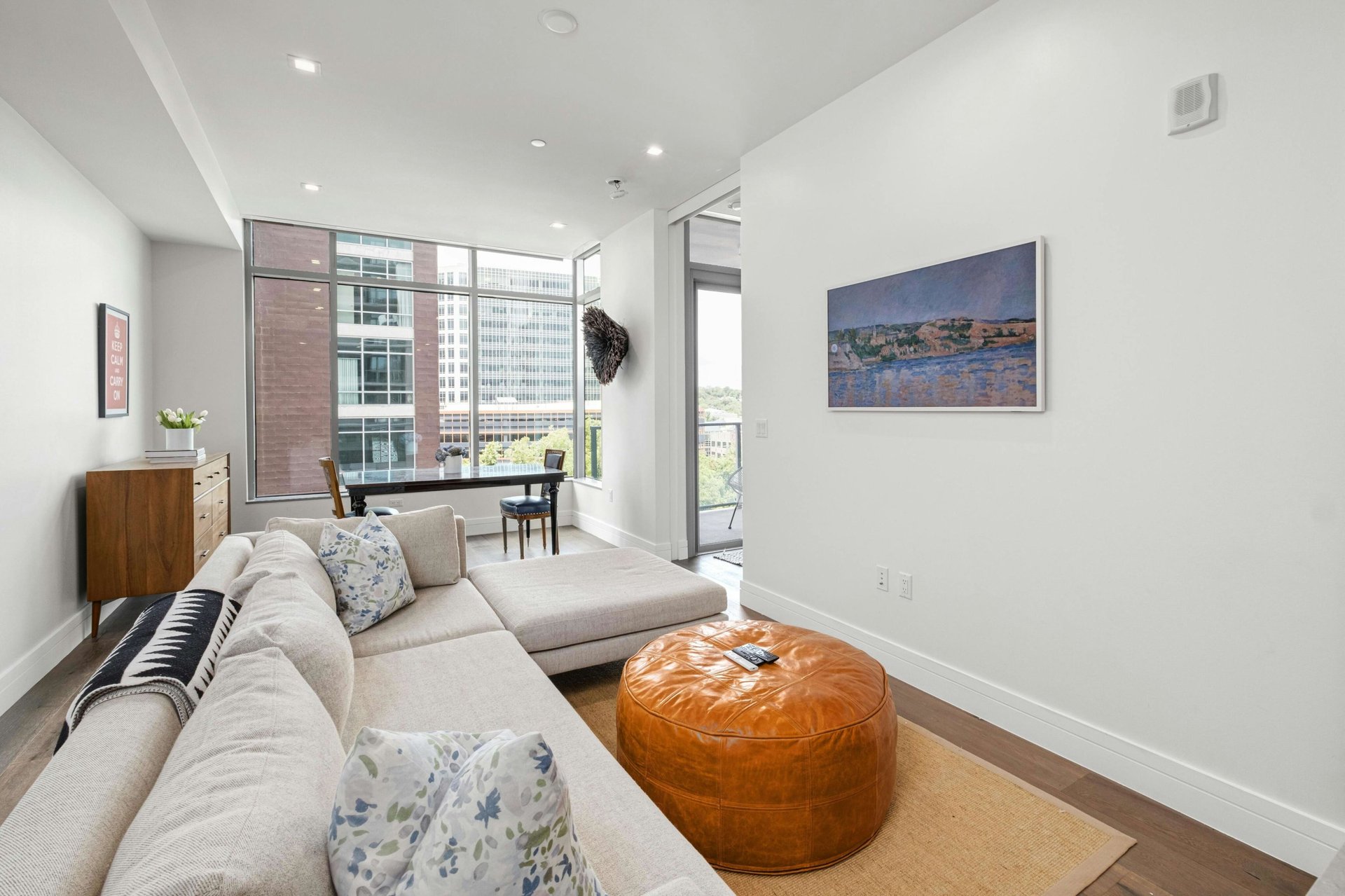 501 West Ave #702