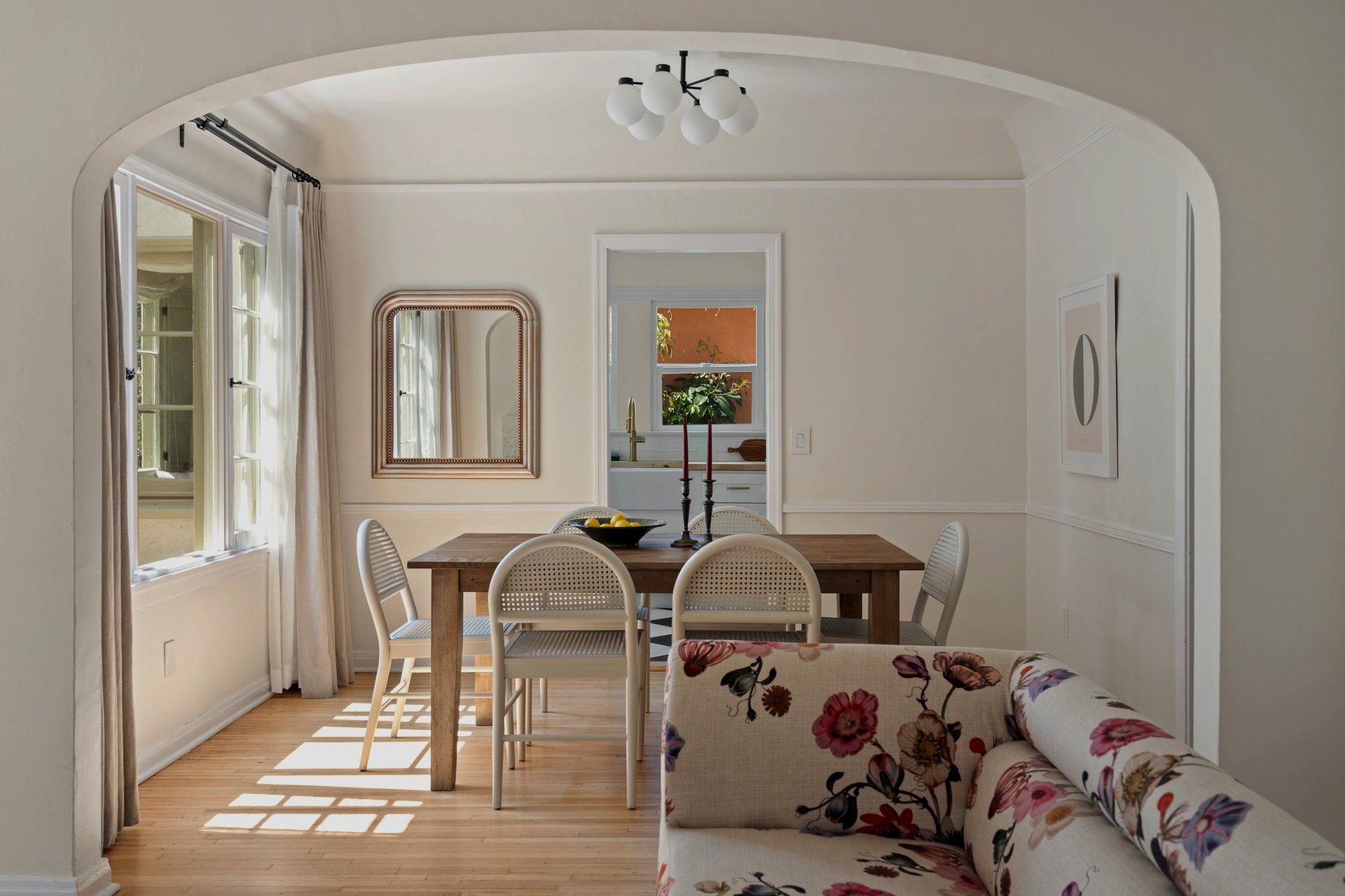 Re-imagined Quaint Country English with Guest House and Grand Rear Yard!