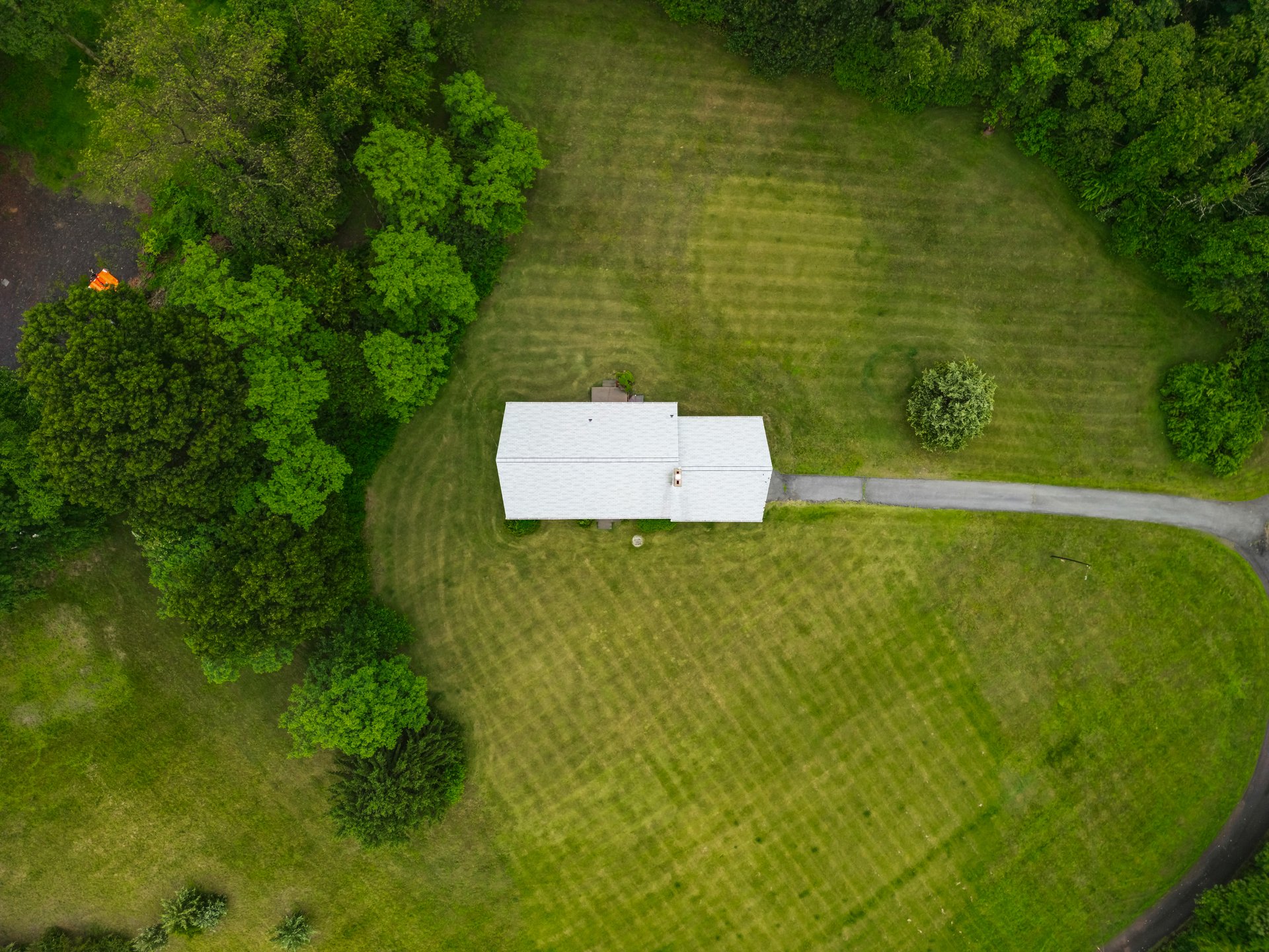 2186 Polk Valley Road