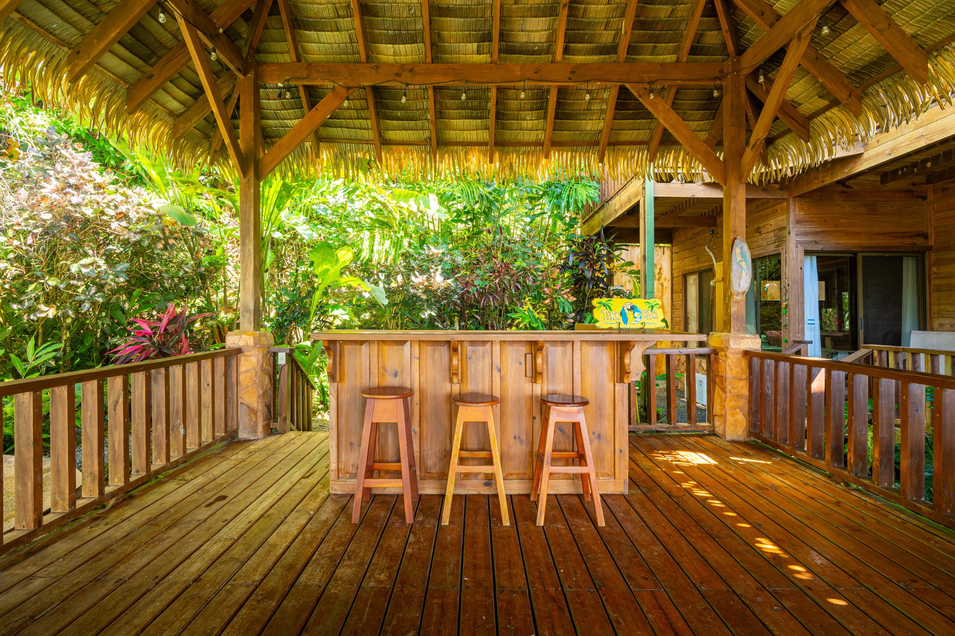 VILLA KRISTINA MARIA - 3.84 ACRES - PERLA DE BALLENA ESTATES