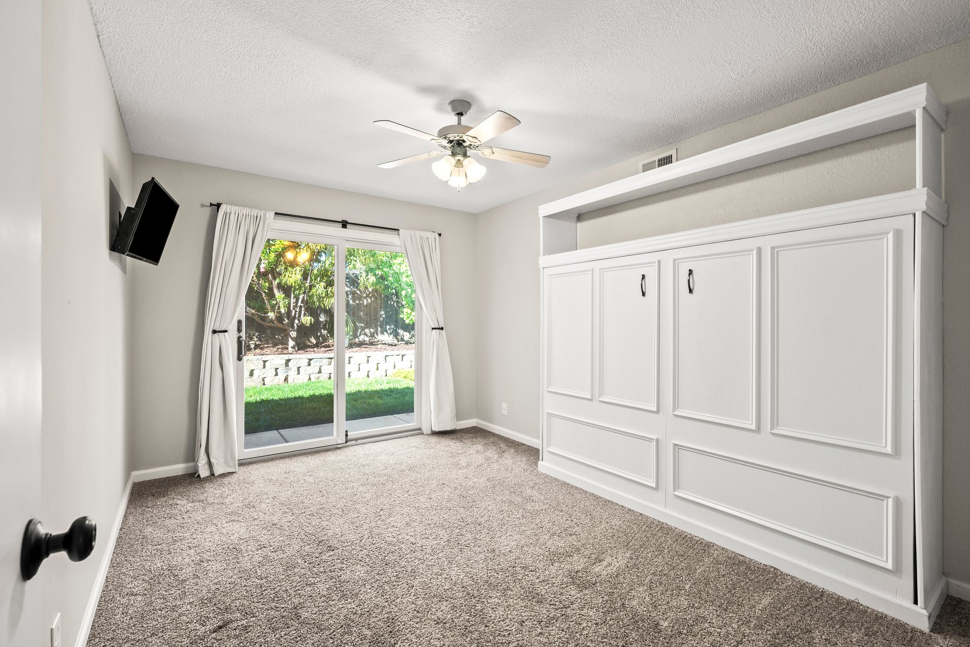 5021 Waterbury Way