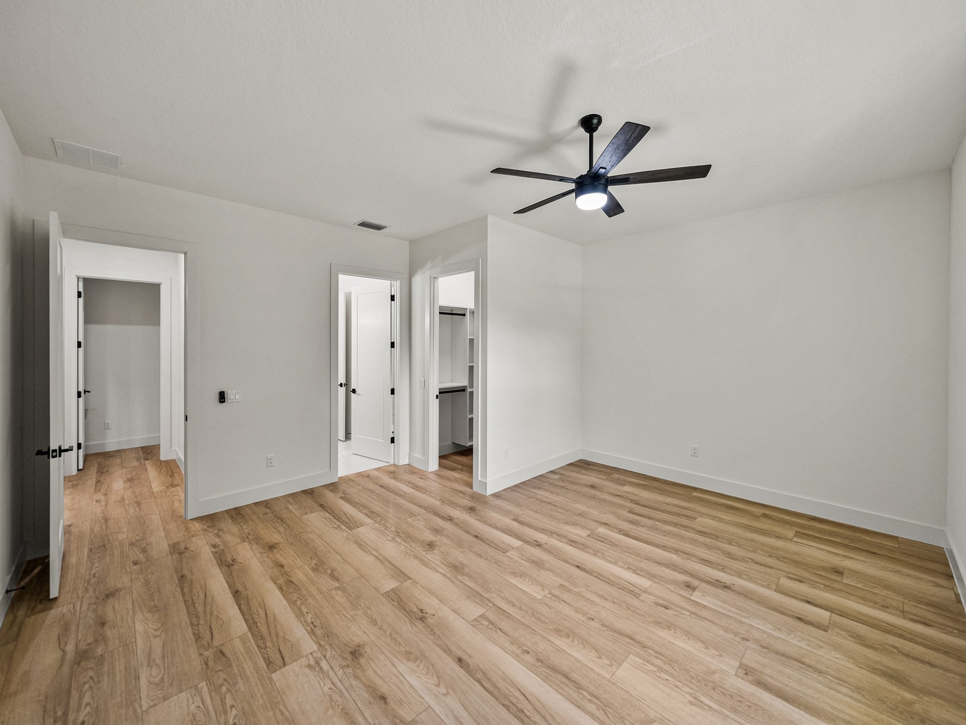 14069 GRANDEUR WAY