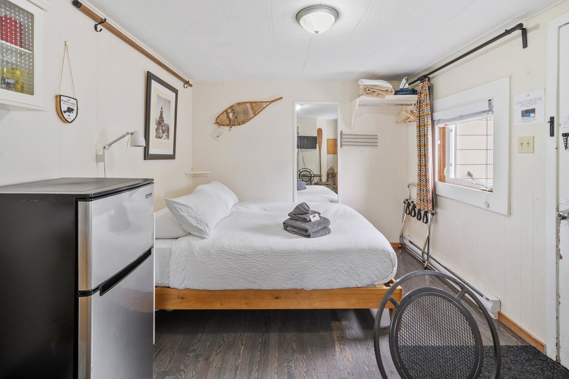 Beaver Street Cabins Banff | B&B Inn