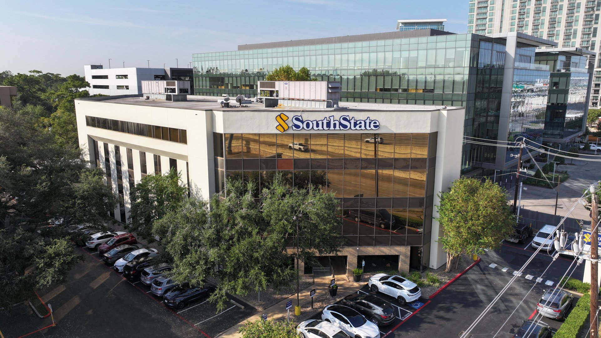 Hedwig Plaza - 9601 Katy Freeway