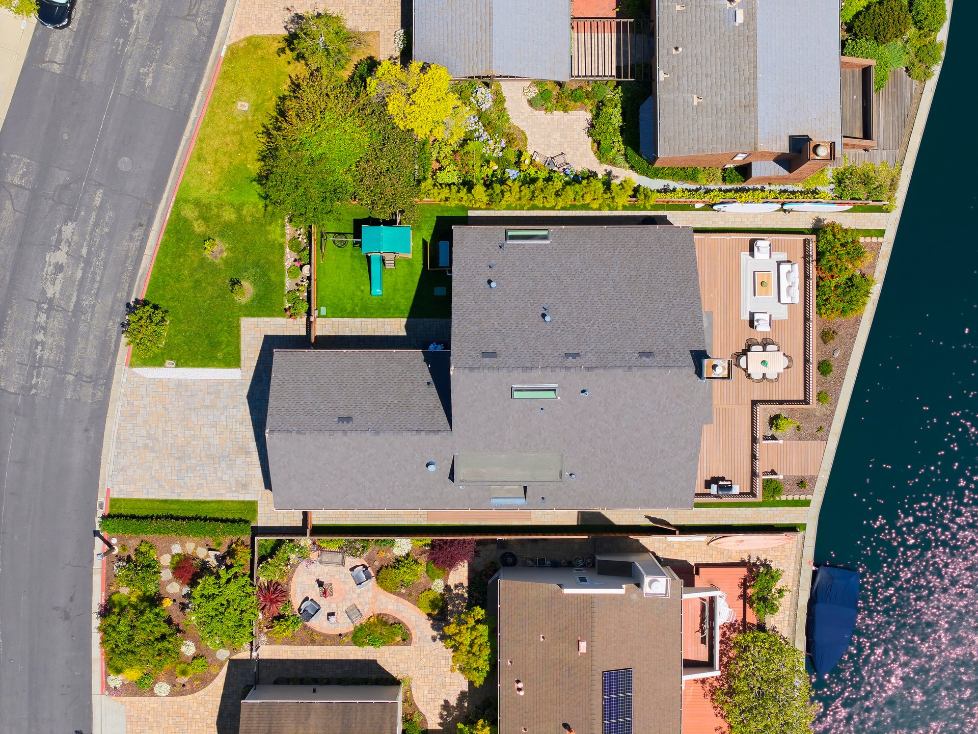 609 Waterbury Lane