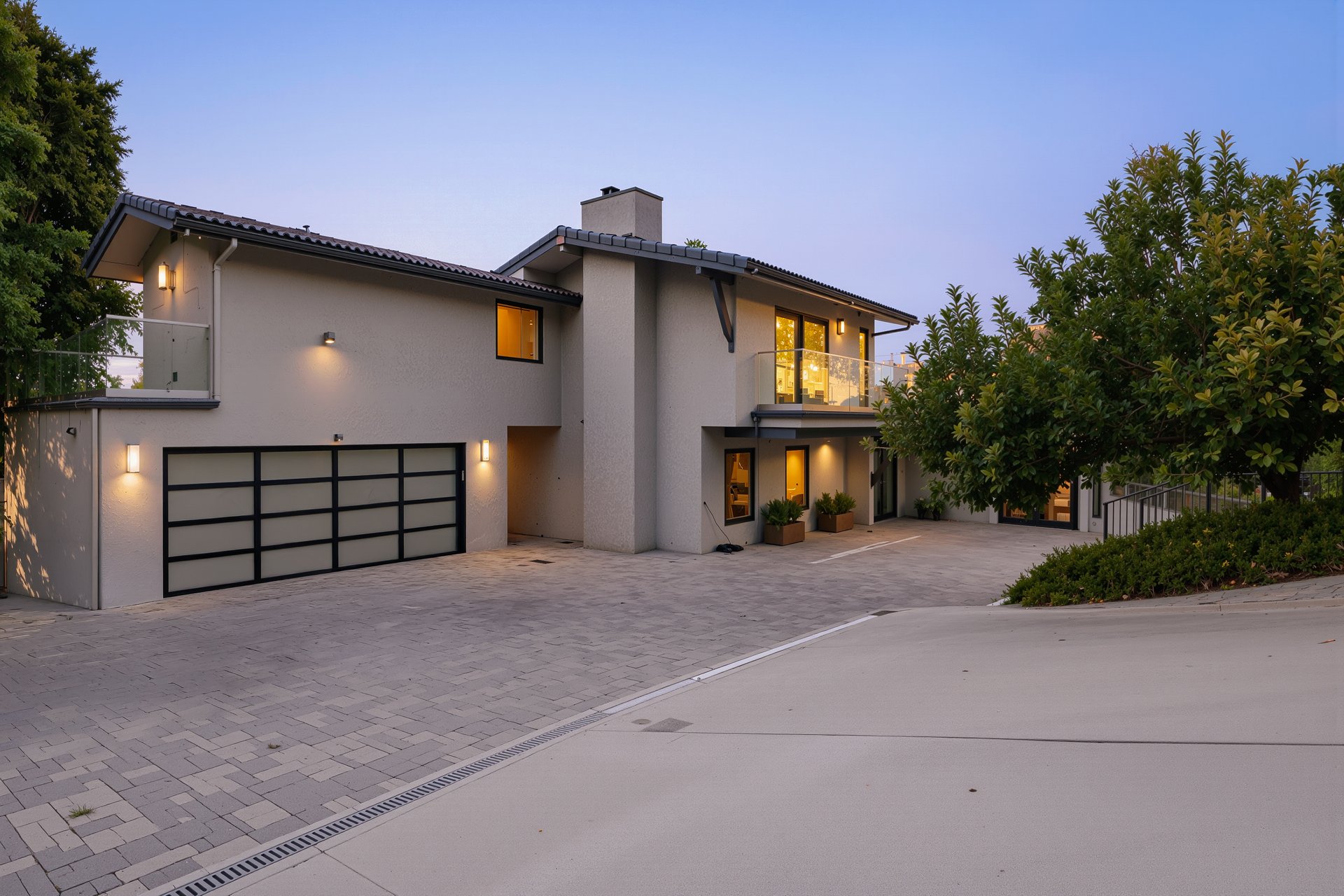 18065 Boris Dr, Encino