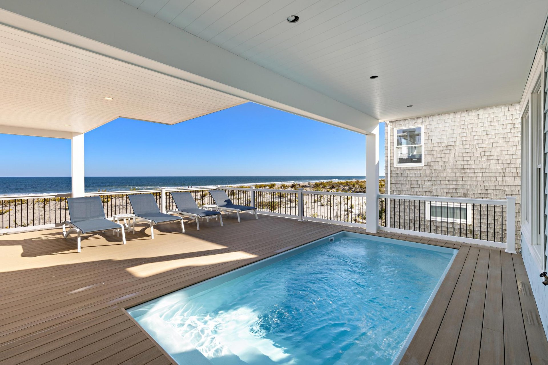 120 E Mermaid Lane