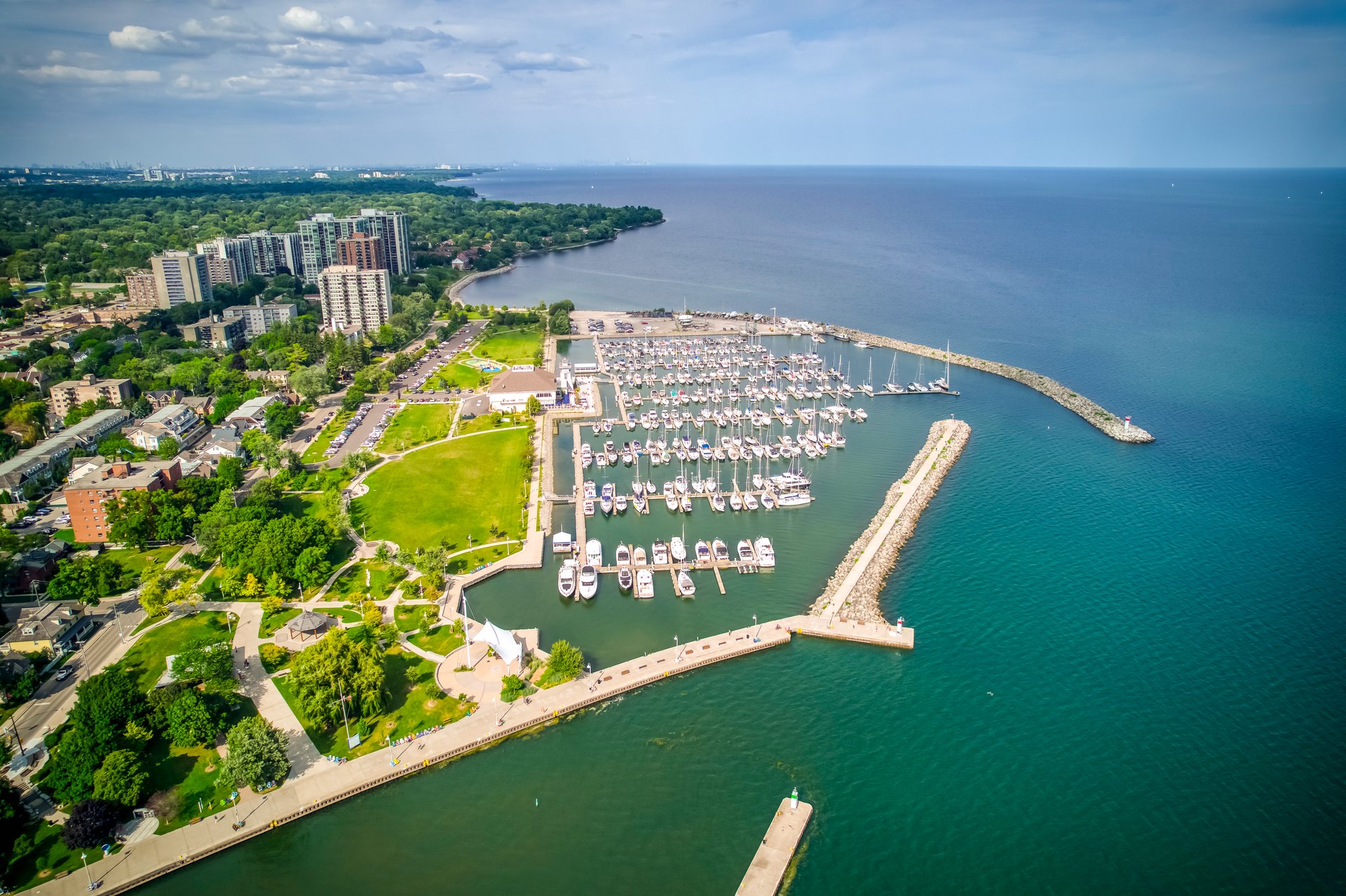 11 Bronte Rd #417