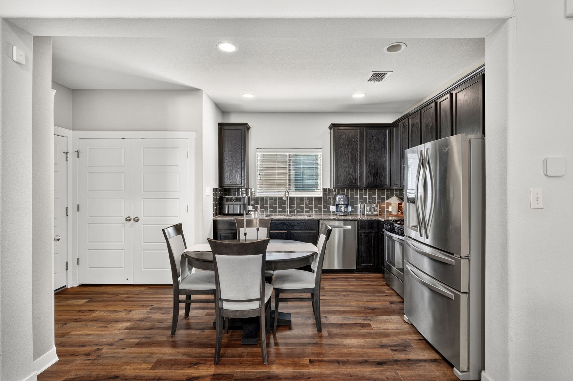 2101 Rivers Edge Way 