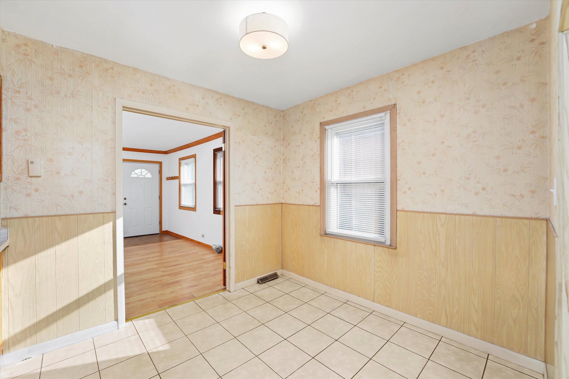 469 N. Wolf Rd., Northlake, IL 60164
