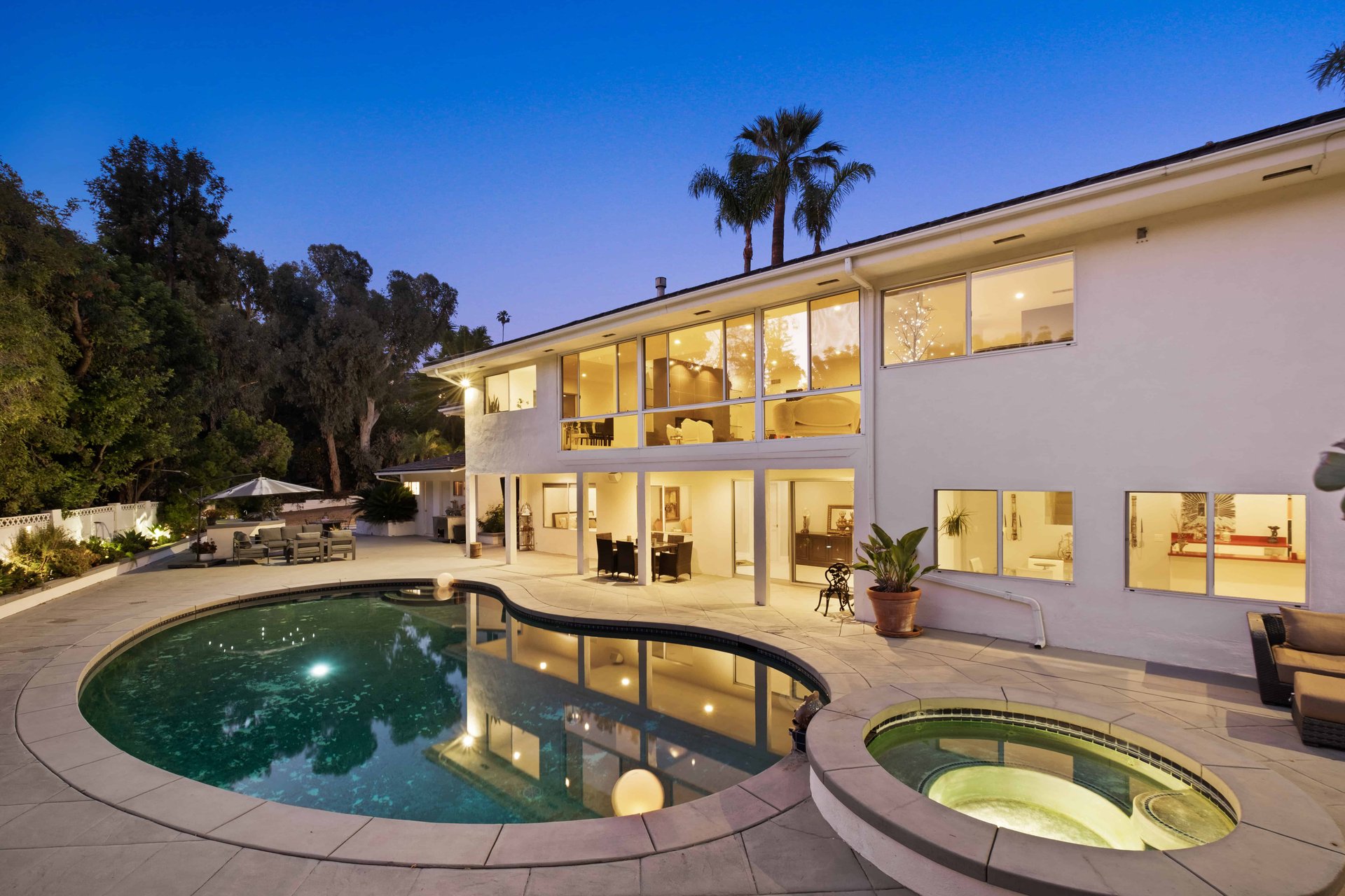OFF MARKET : ENCINO, CA