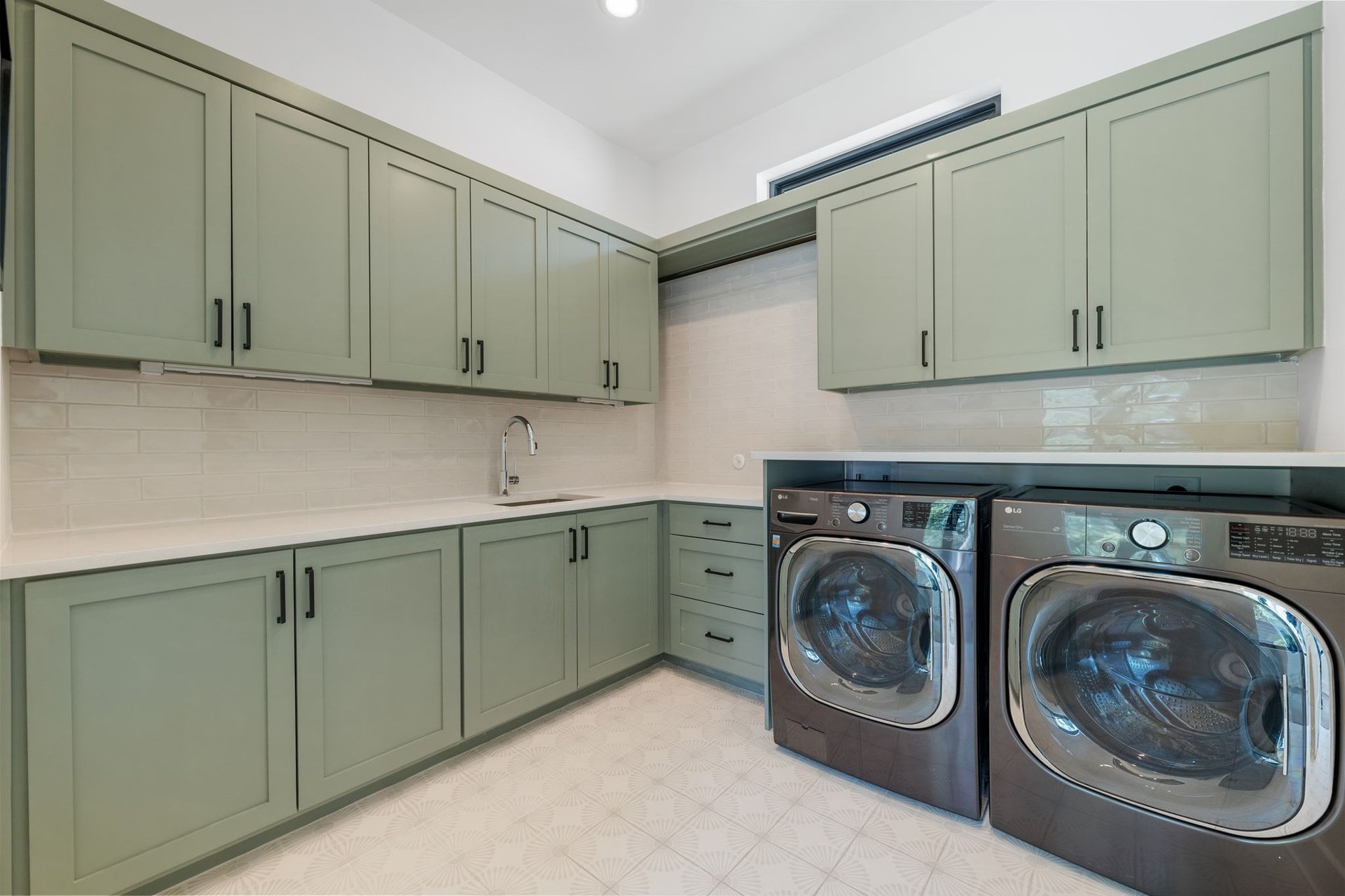2019 Brentwood Street