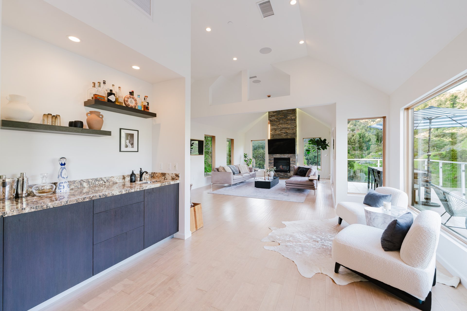 10110 Cielo Dr, Beverly Hills