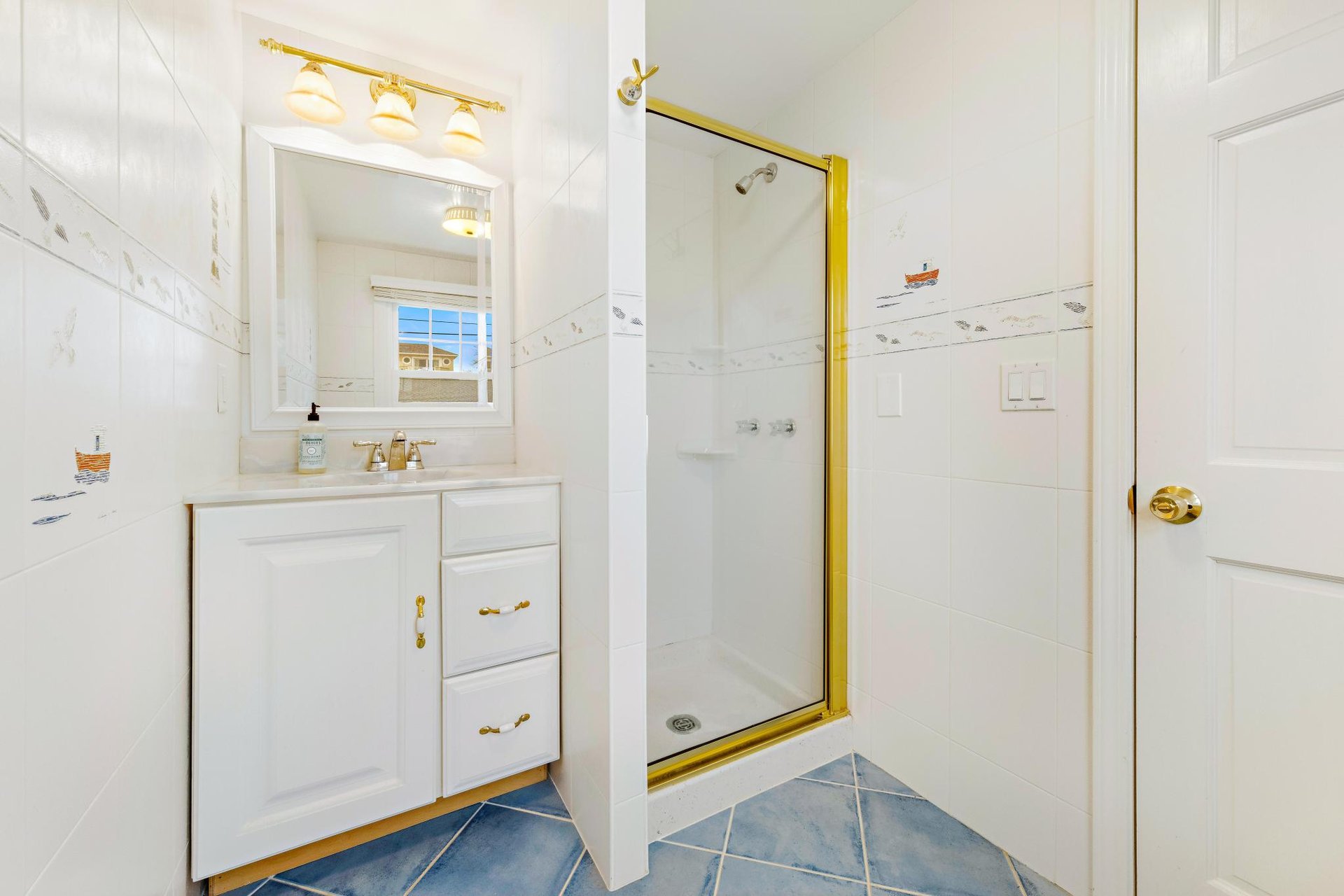 202 E Chatsworth Avenue, Beach Haven