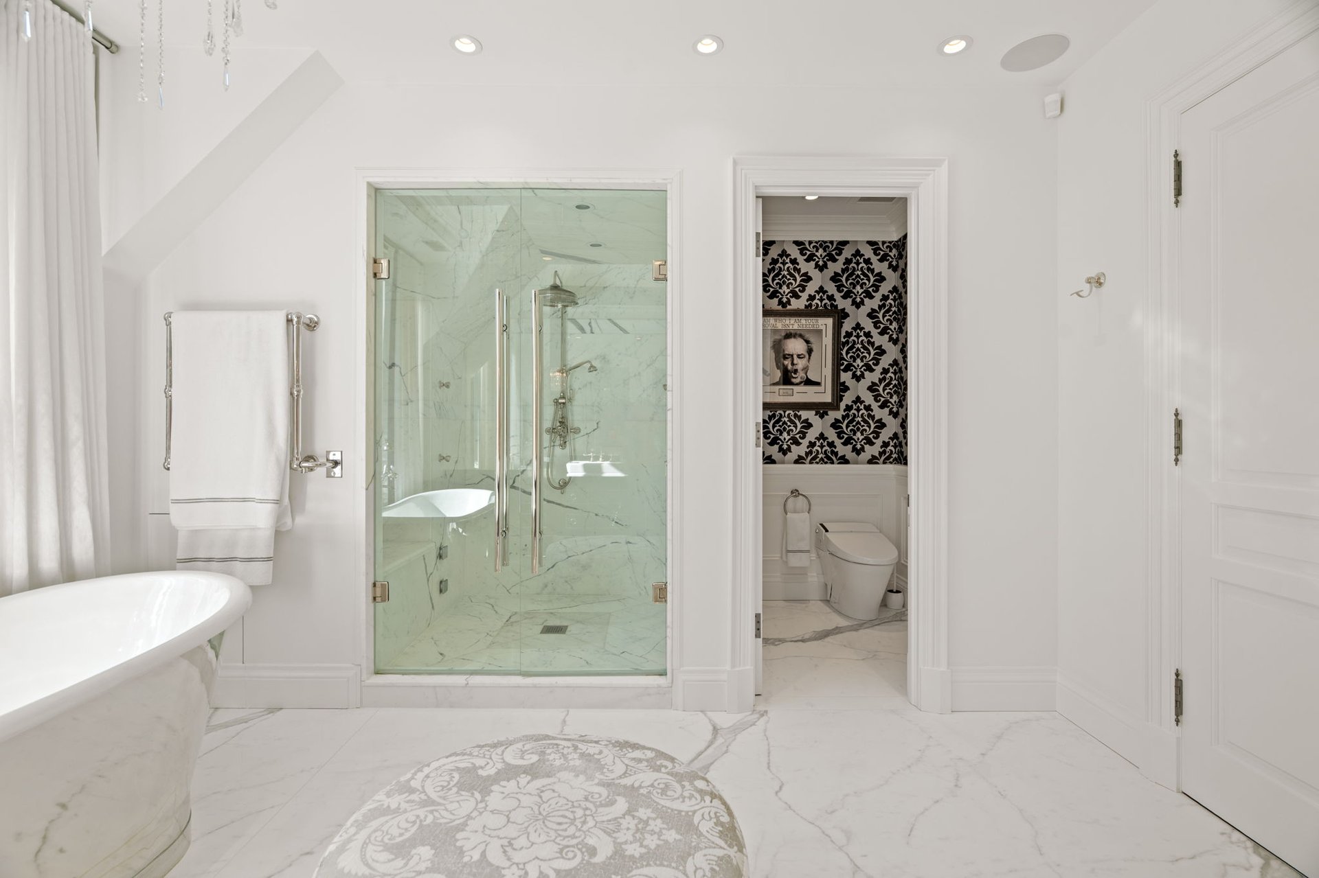 Opulent Elegance