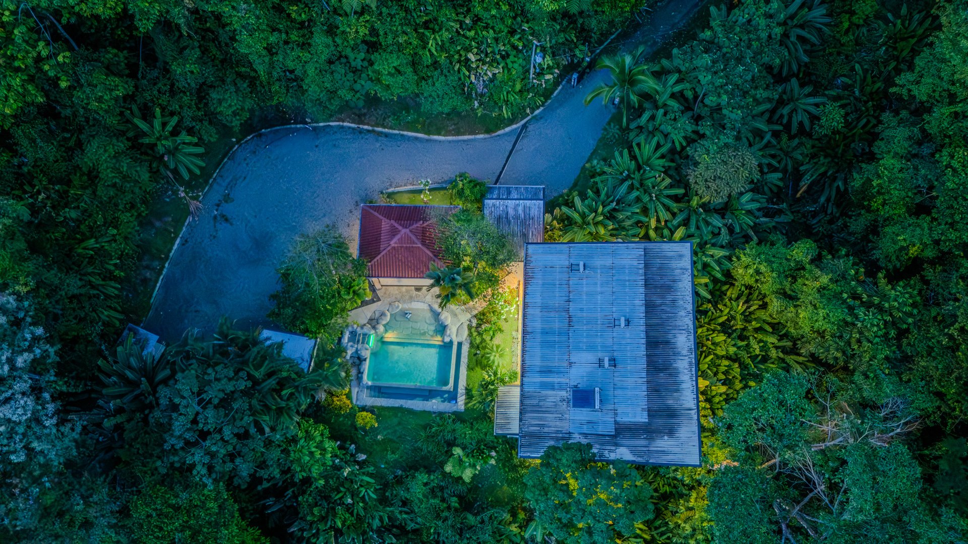 Casa La Roca, Whale's Tail 3 Bedroom Home In Uvita!
