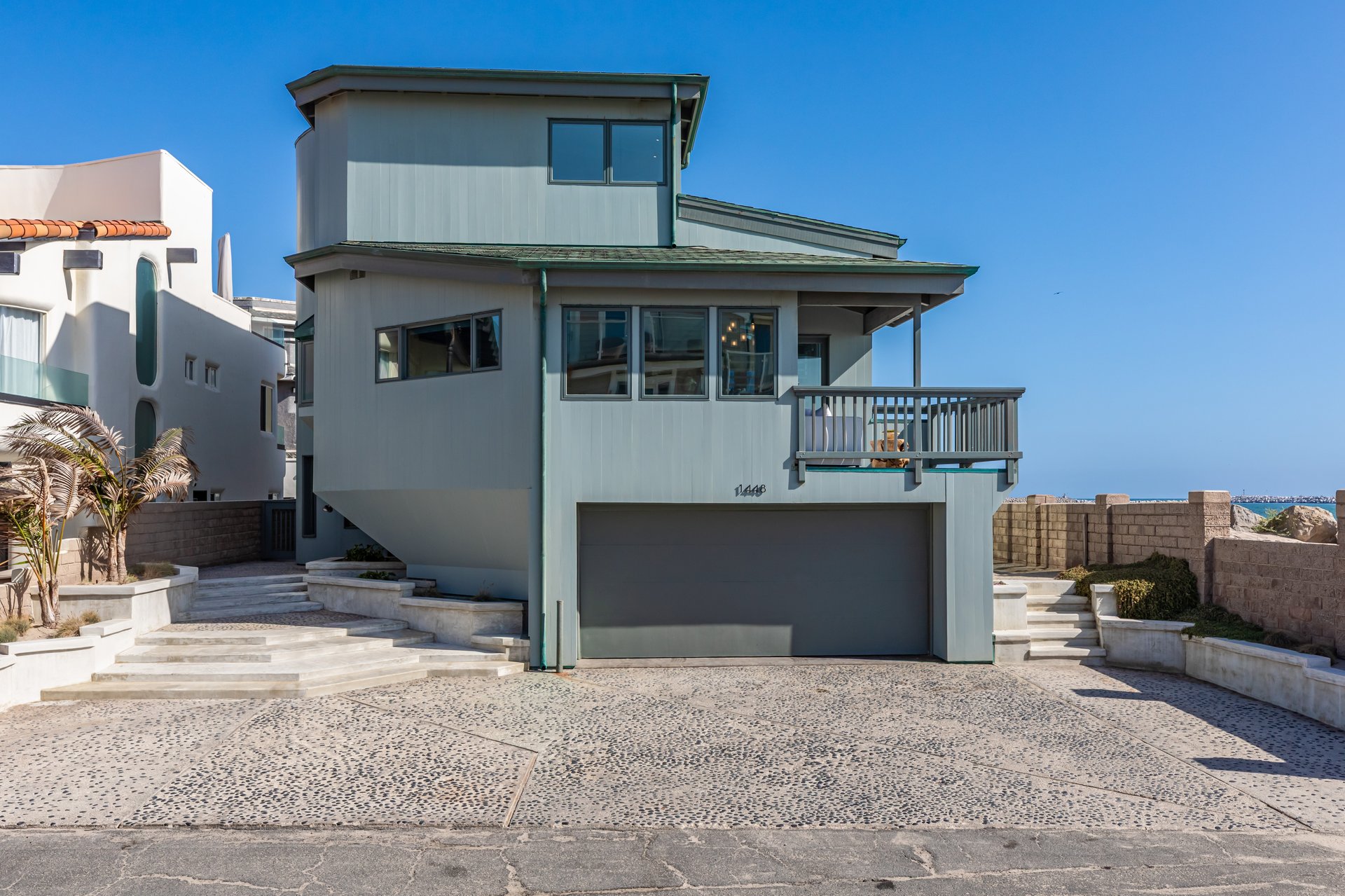 1448 Nathan Ln