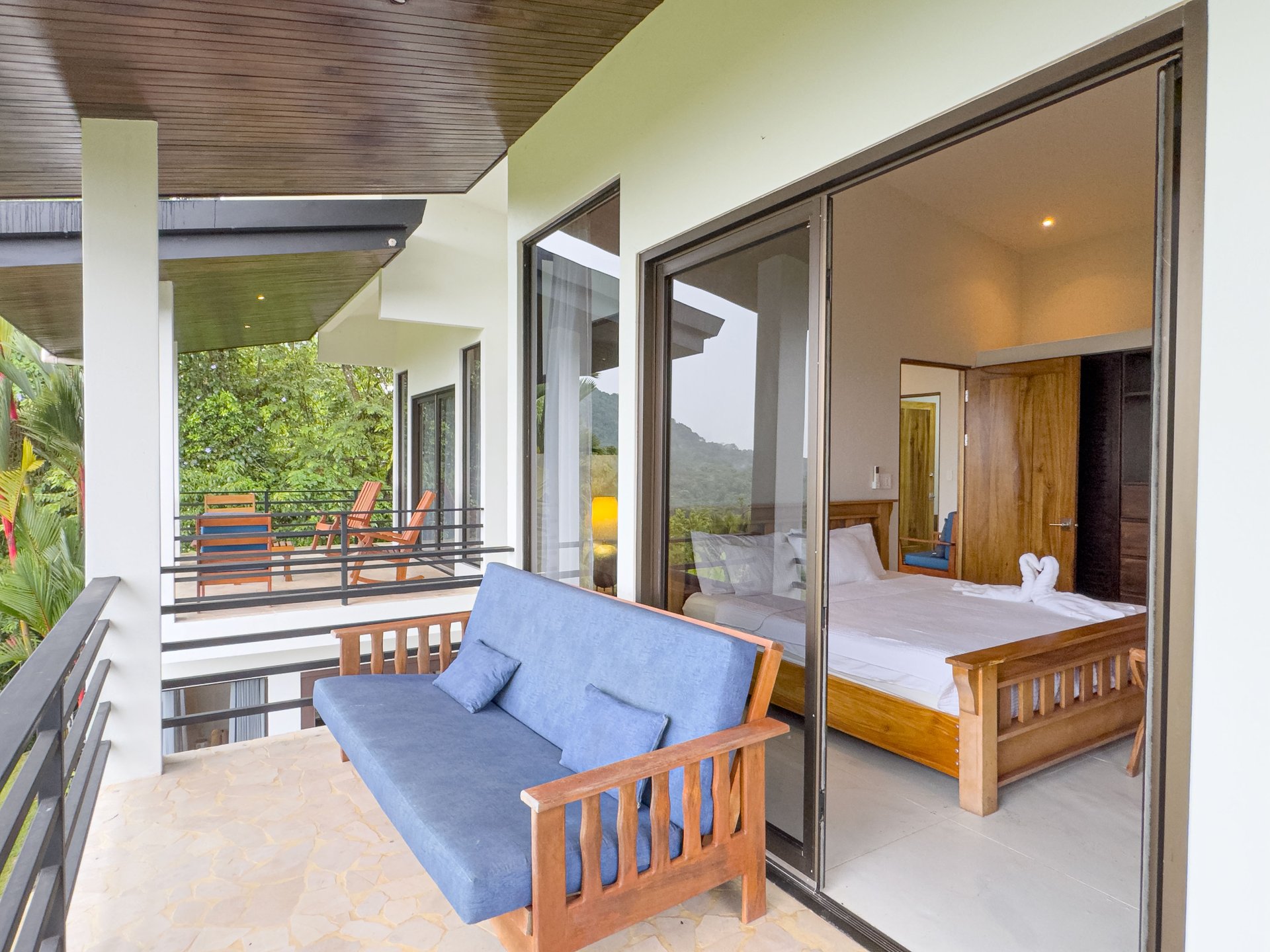 Stylish 4 bedroom home in the popular Dominicalito community, 7 minutes to the beach