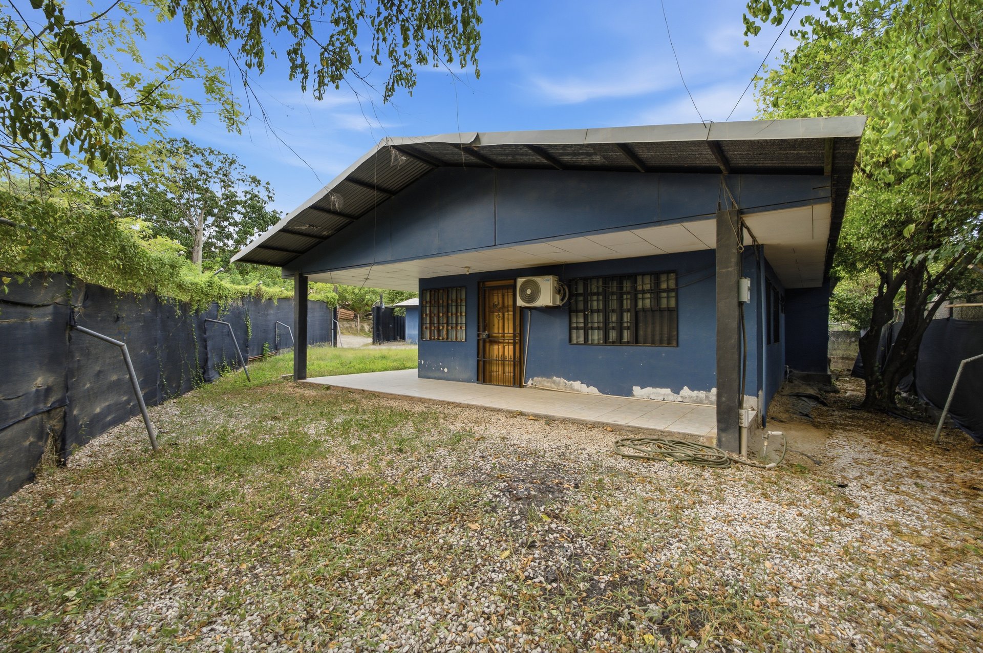 Potrero Fixer Upper | Fully Serviced 500 m² Lot