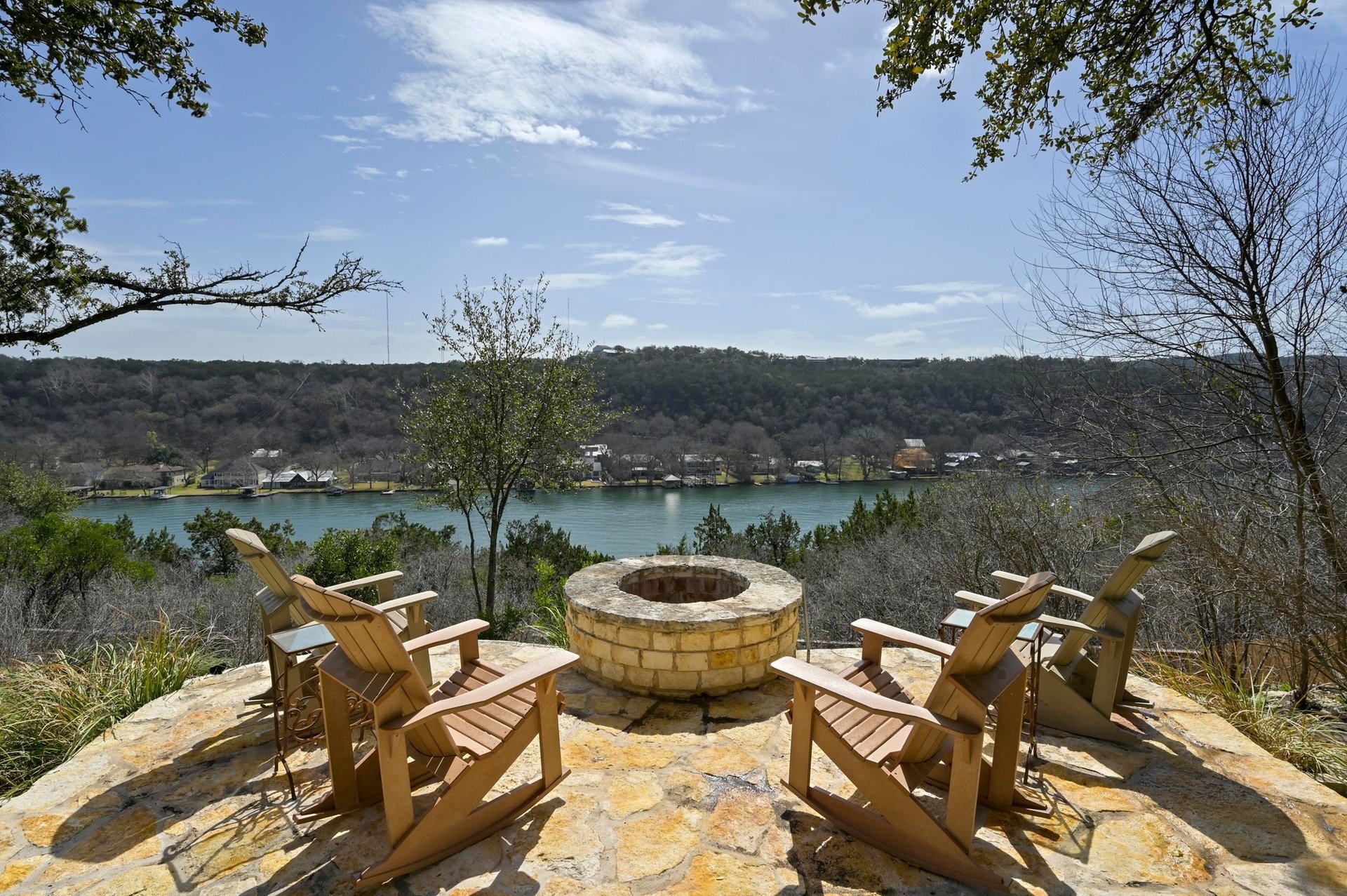 3004 Patio Circle 