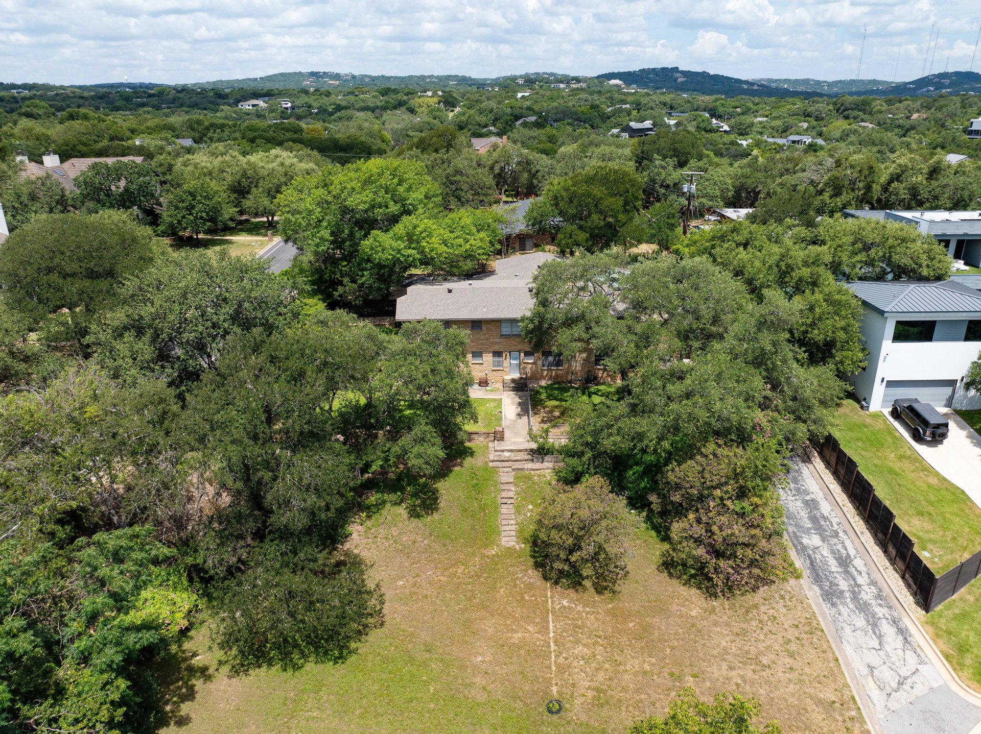 2805 Hatley DR