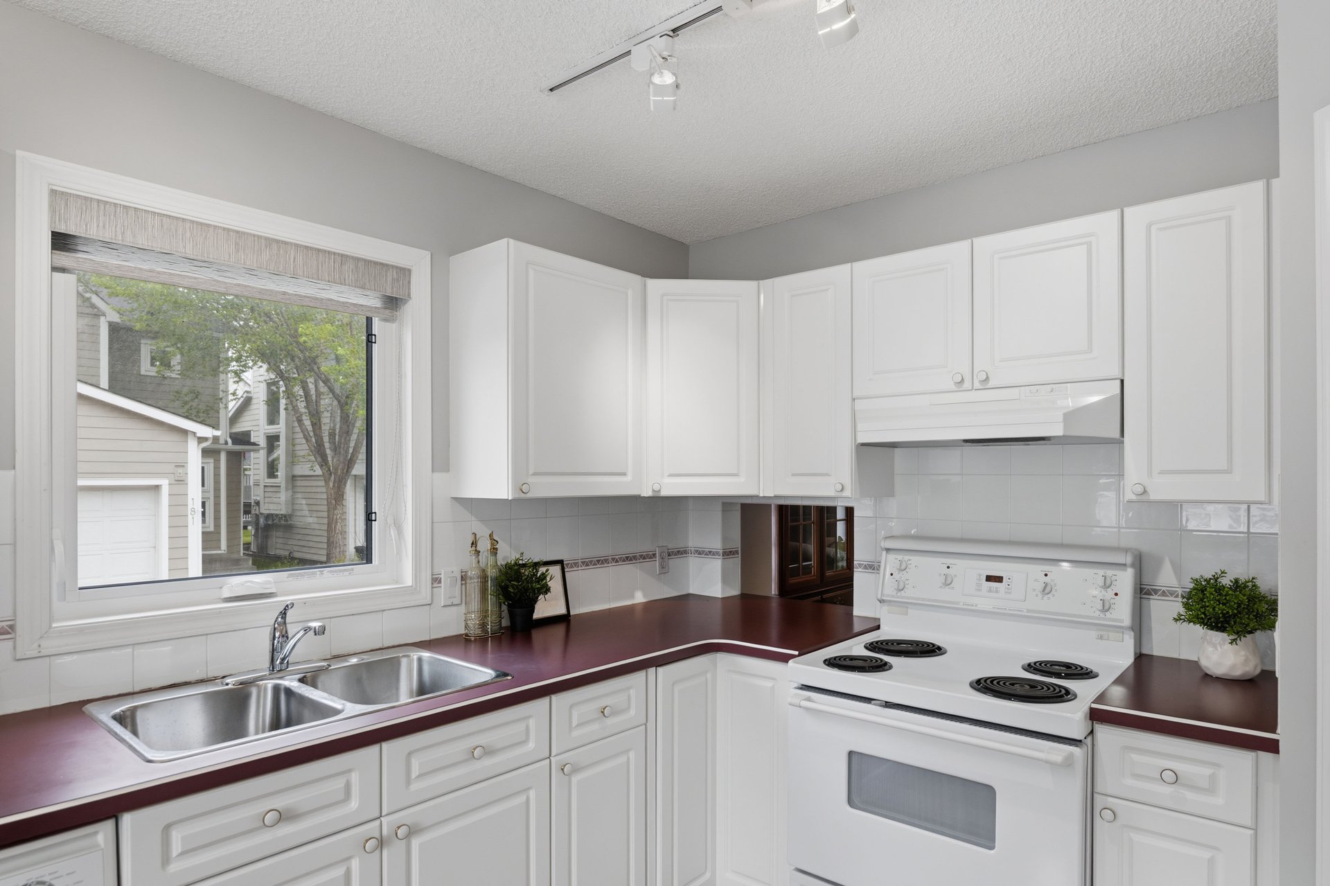 4 Inglewood Landing SE