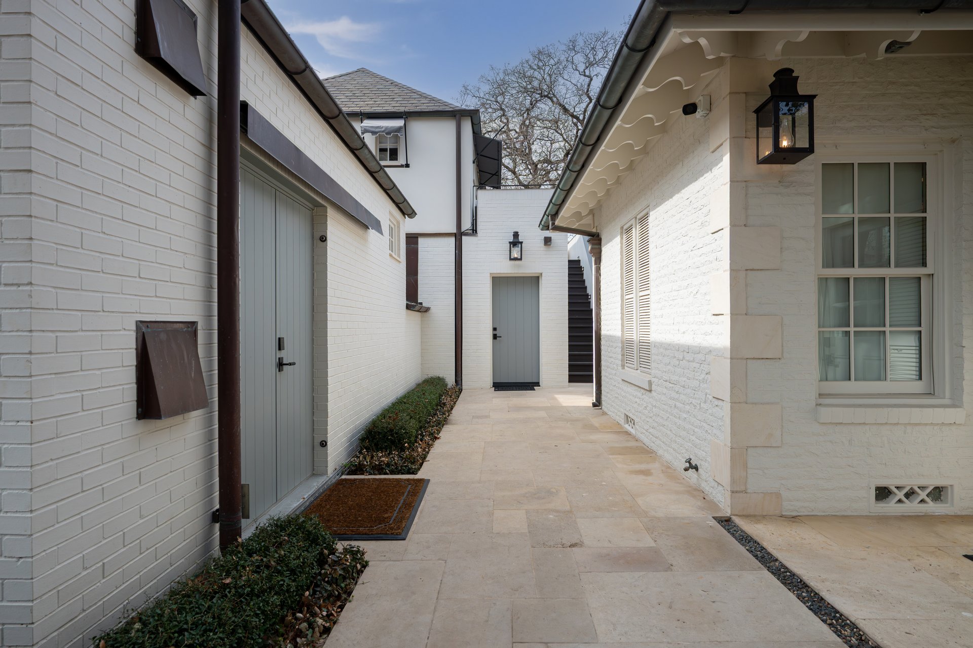 1412 Elton Lane