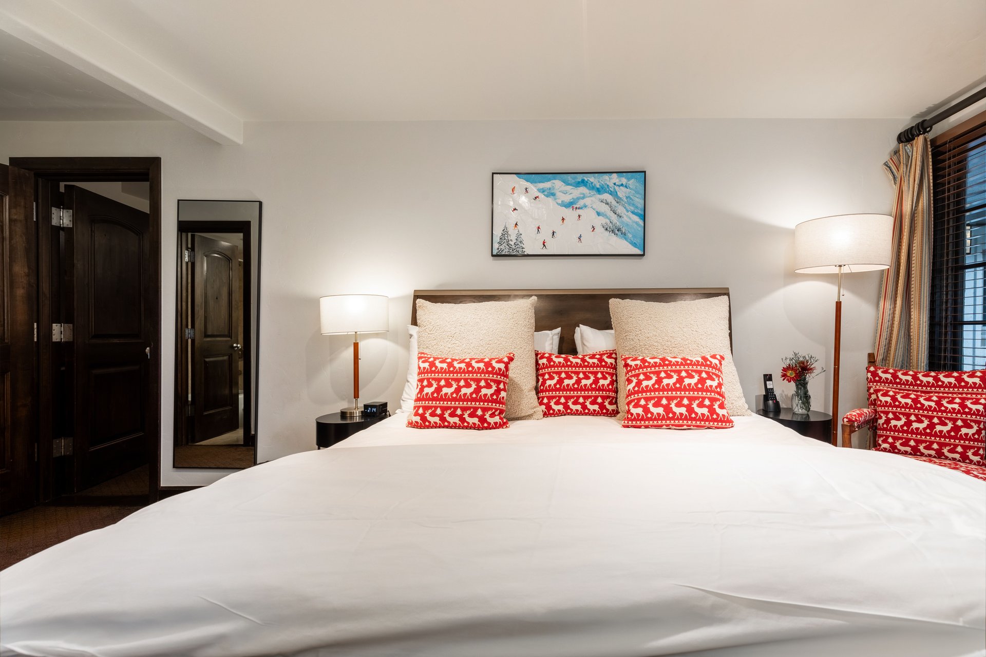The Lodge At Vail Condominiums #145