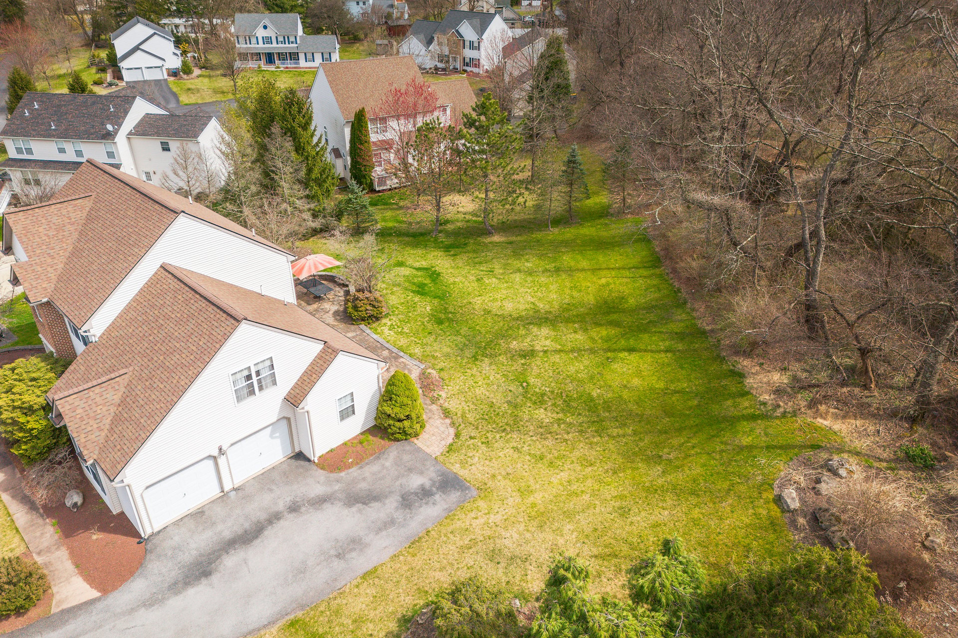 7055 Maple Court