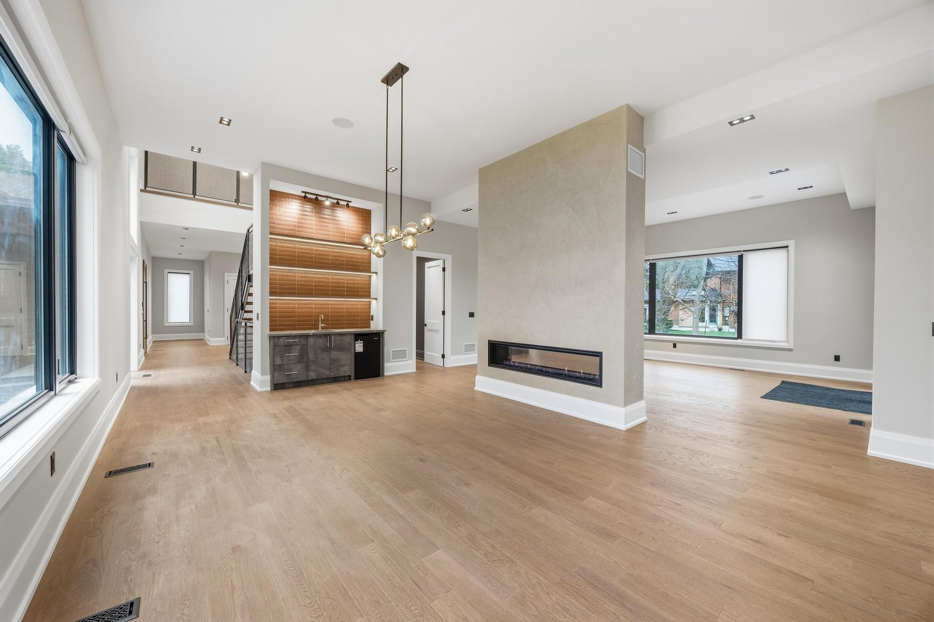 Brand-New Modern Estate