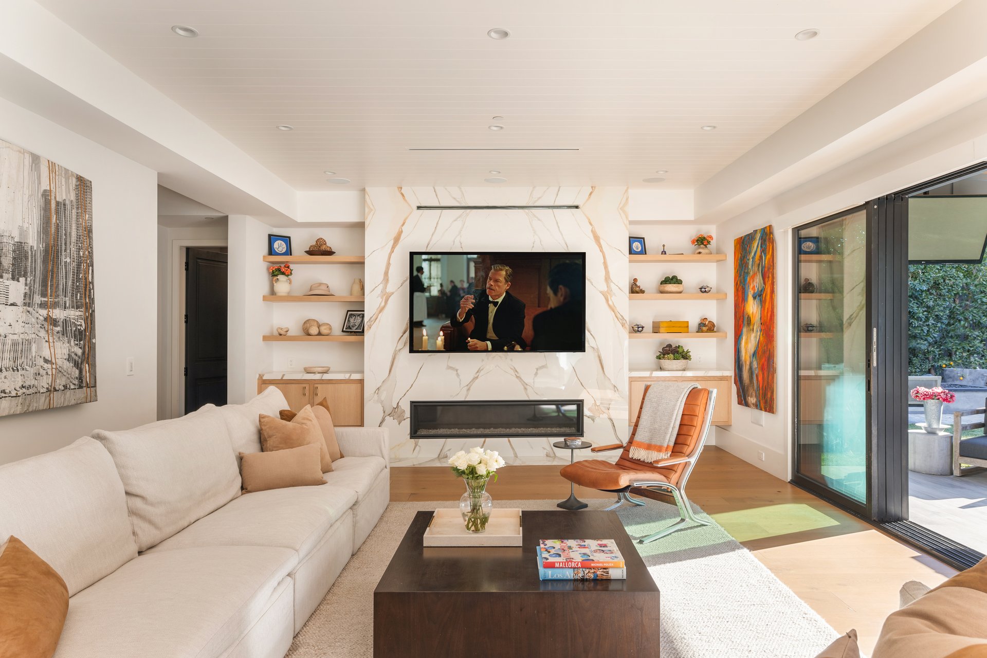 4533 Gentry Ave, Studio City