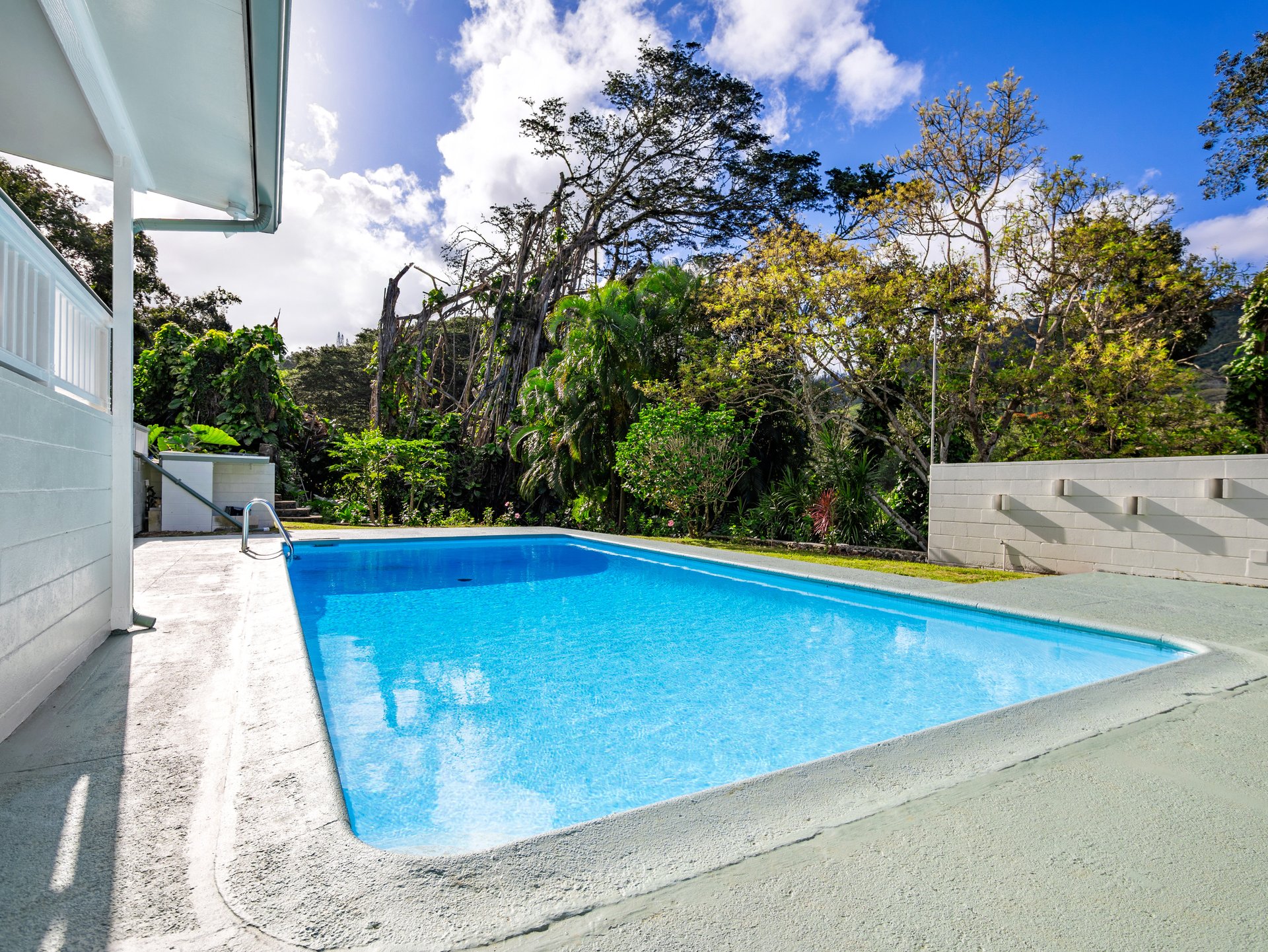 969 Auloa Road