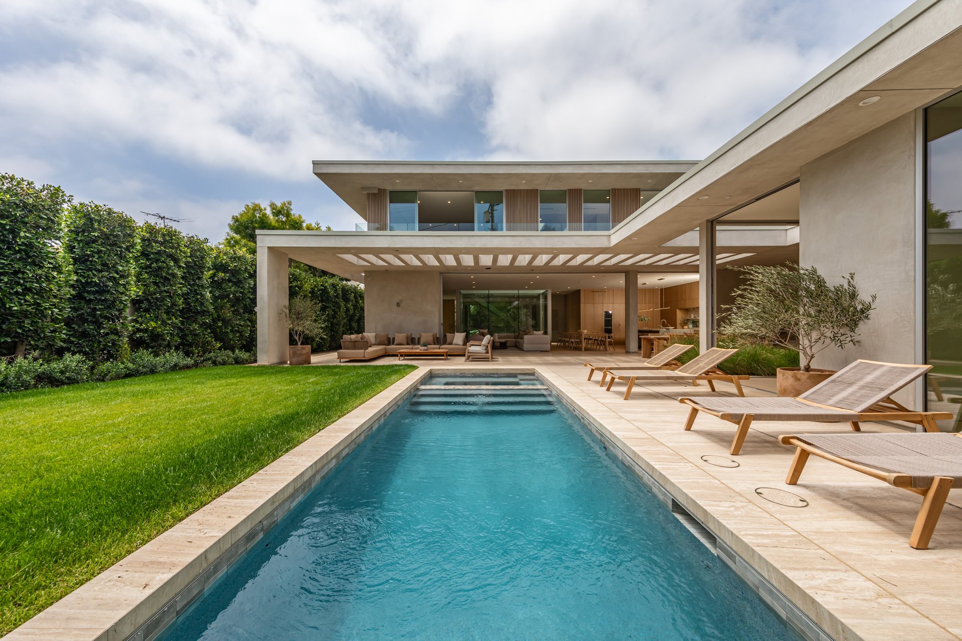 634 Moreno Ave, Brentwood