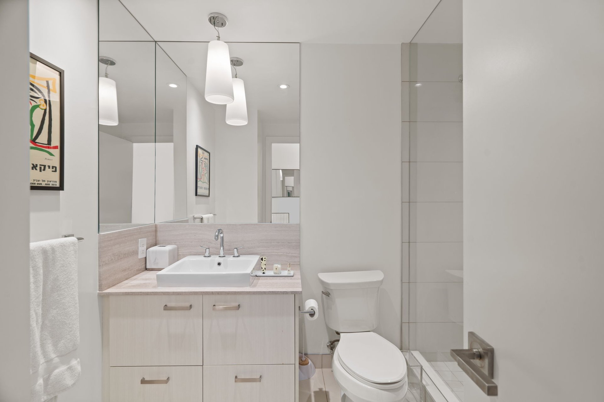 SOLD: Stunning And Chic