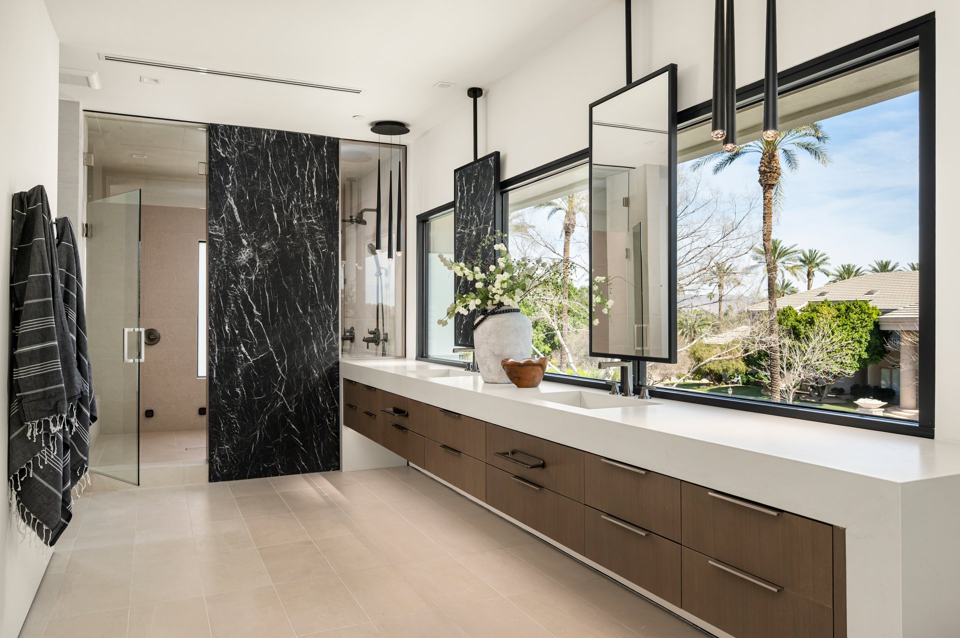 7780 E Vaquero Dr