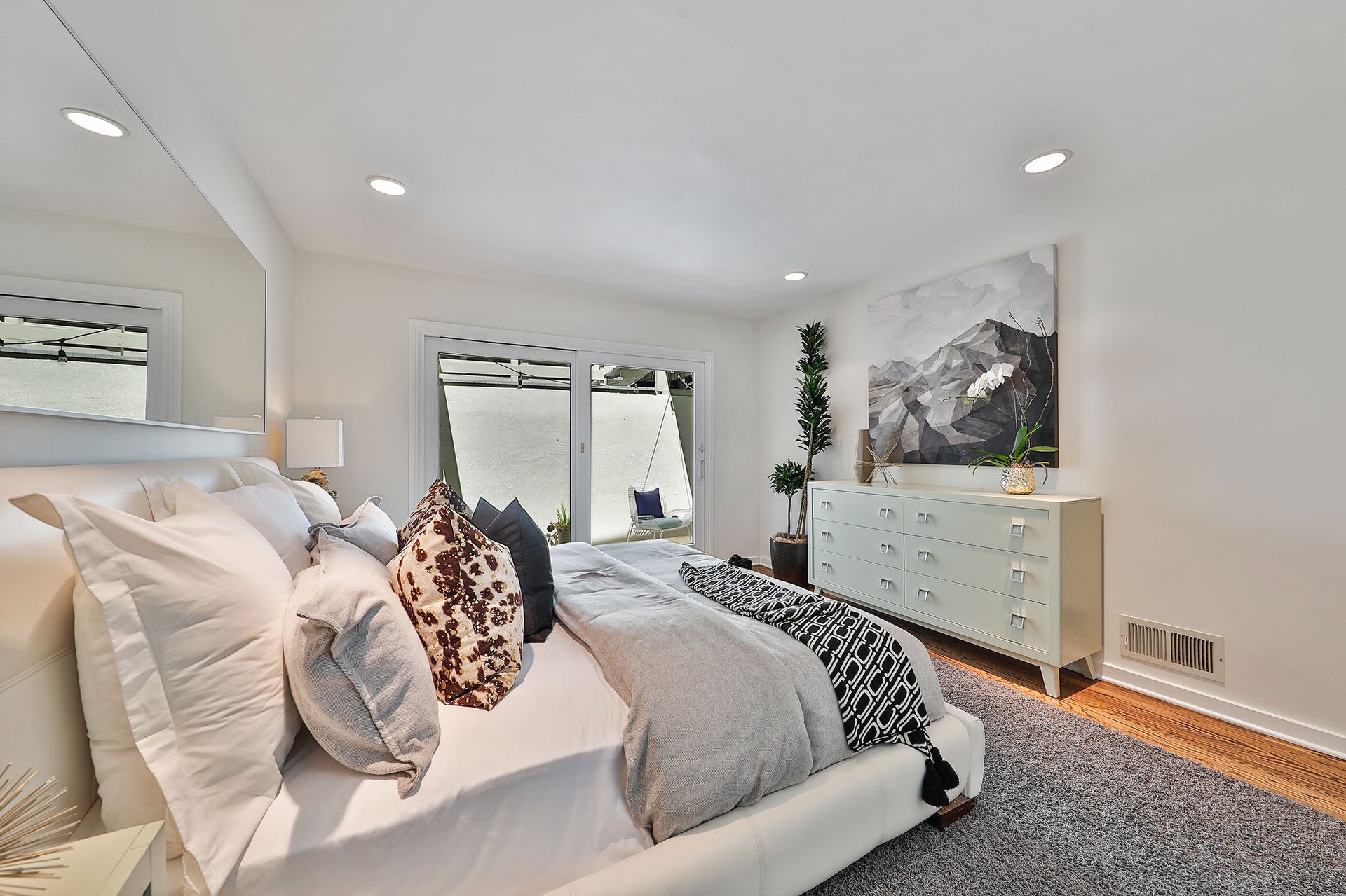 482 Alvarado Street