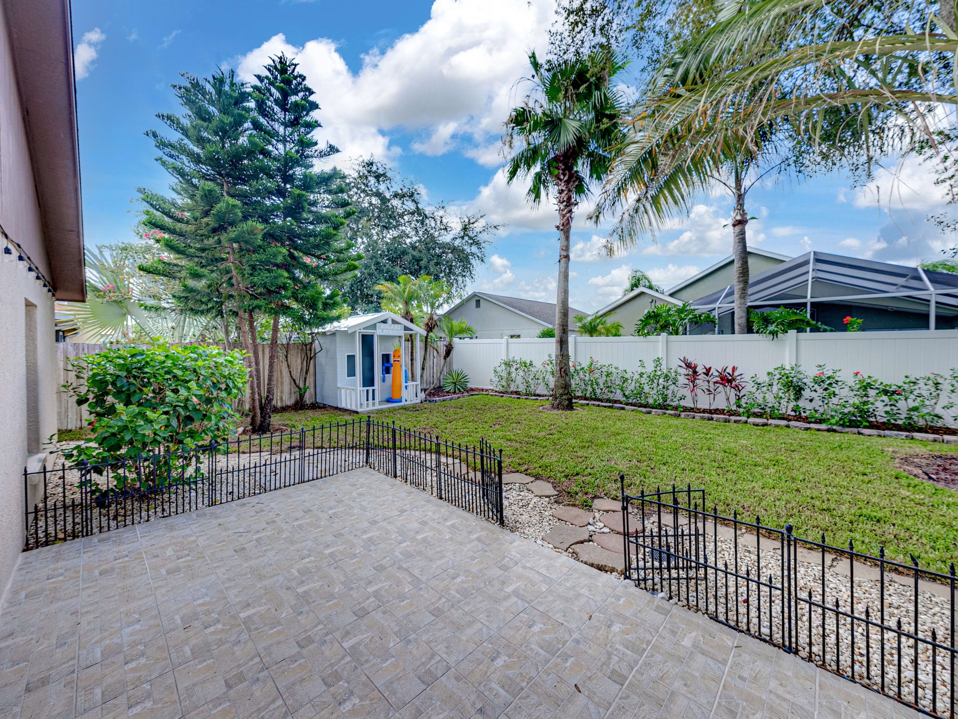 22806 SILLS LOOP