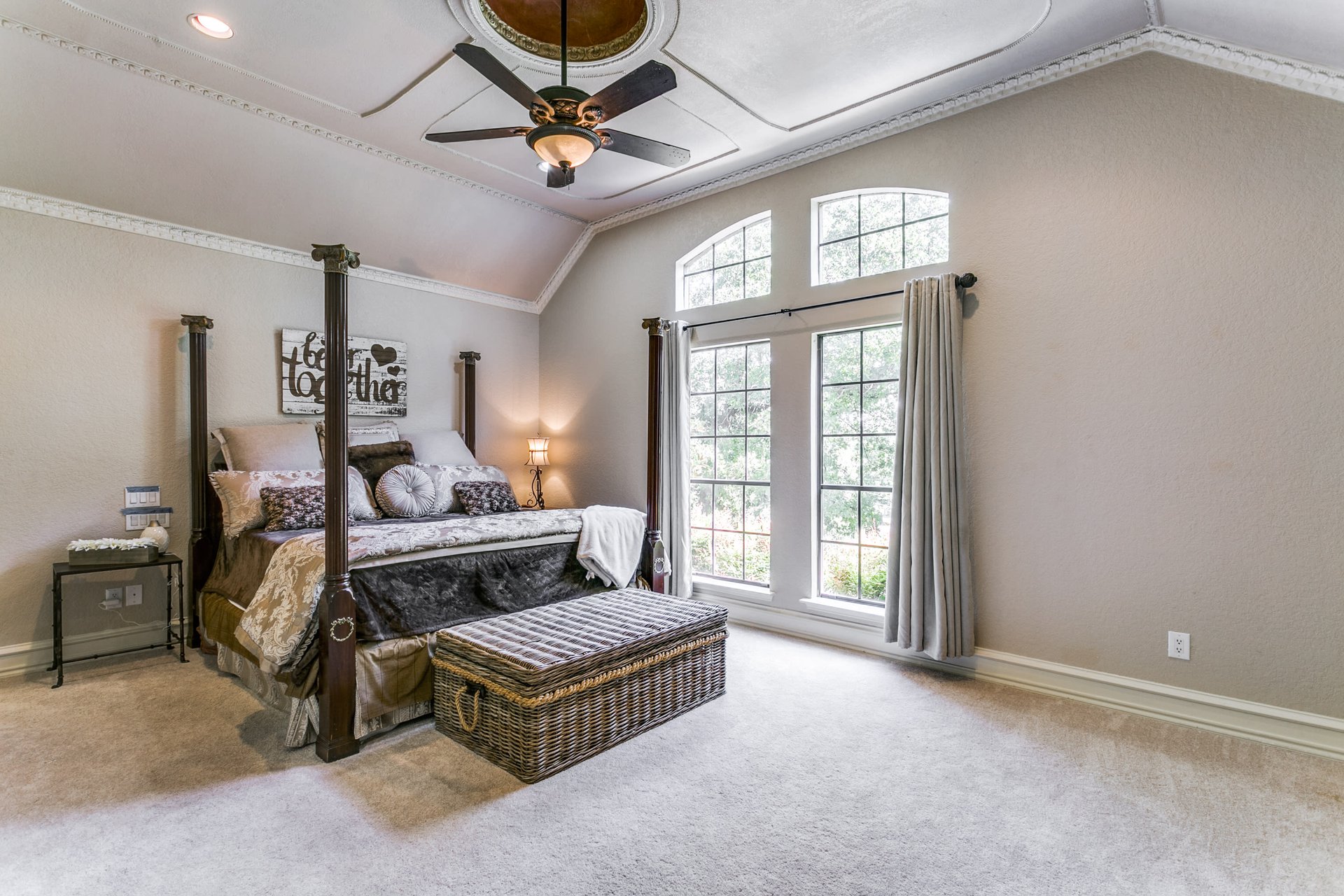 3031 Parr Lane