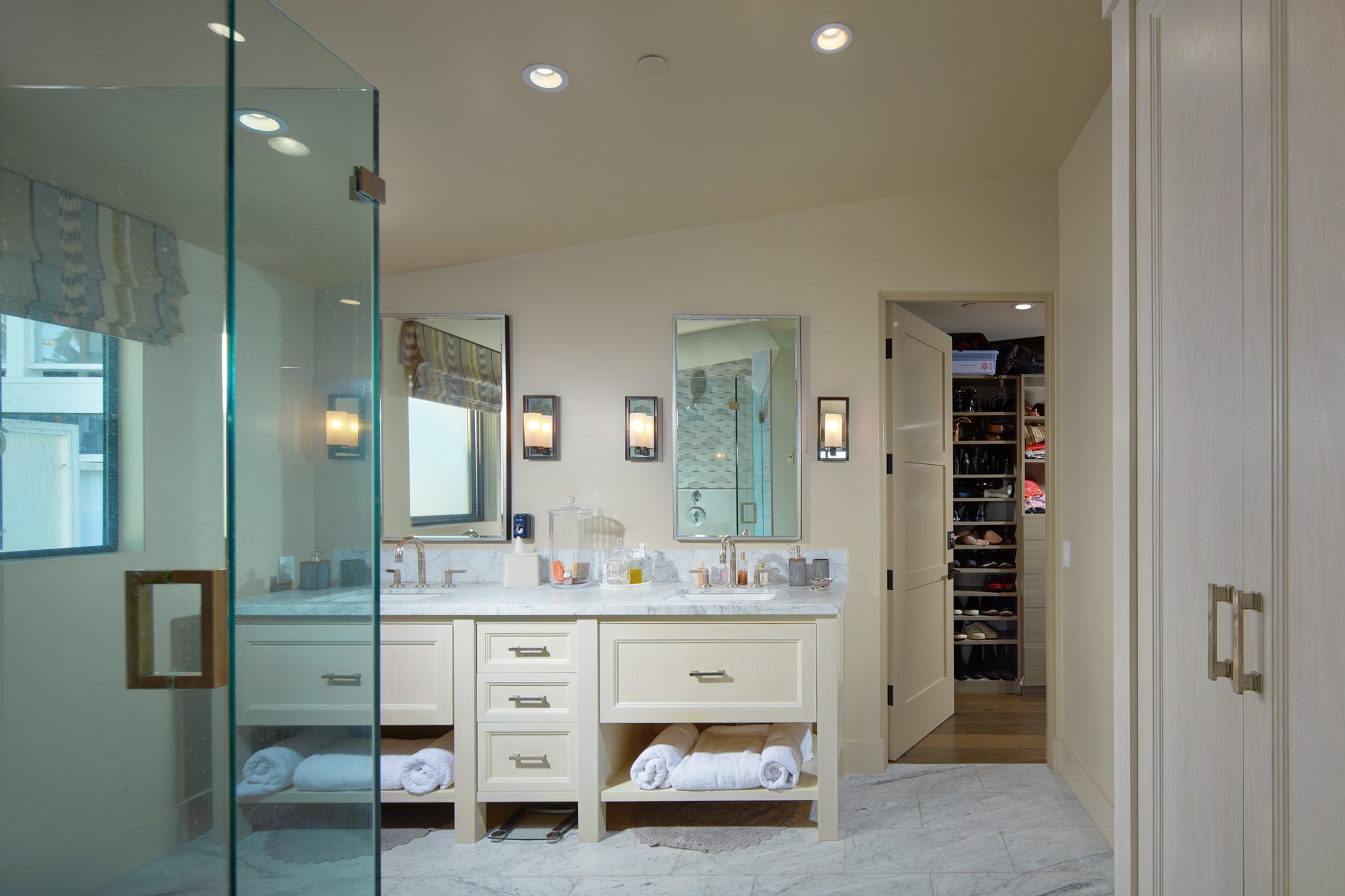 140 Crescent Bay Drive