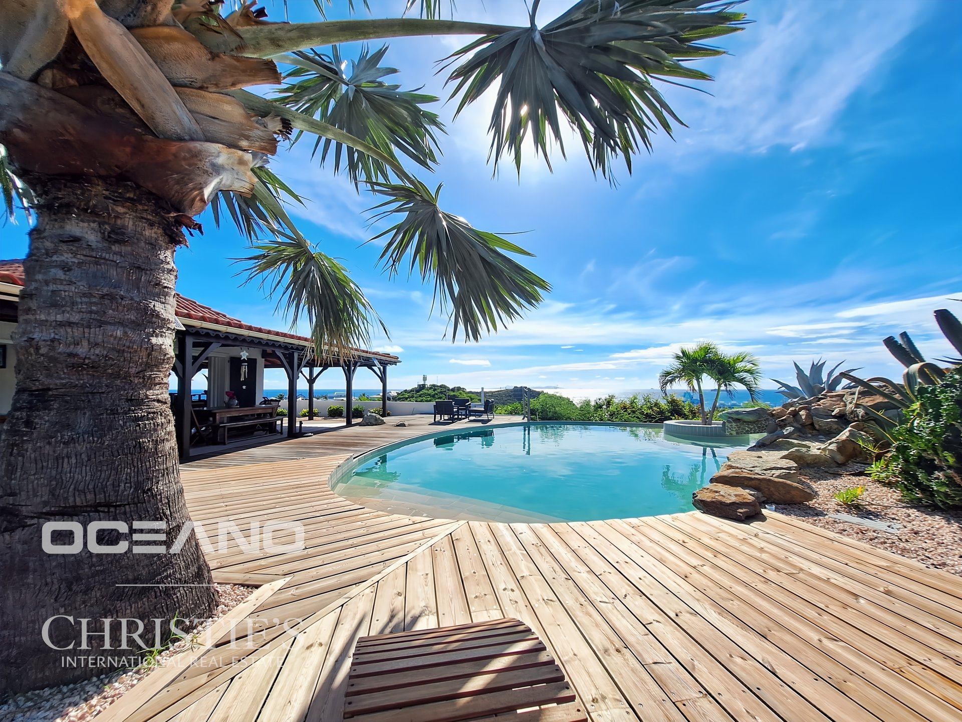 Exceptional Villa – Panoramic Ocean View (Oyster Pond)