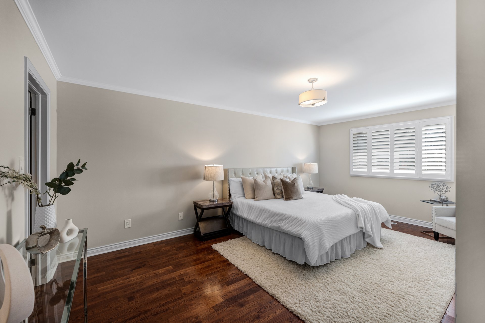 1053 Red Pine Cres