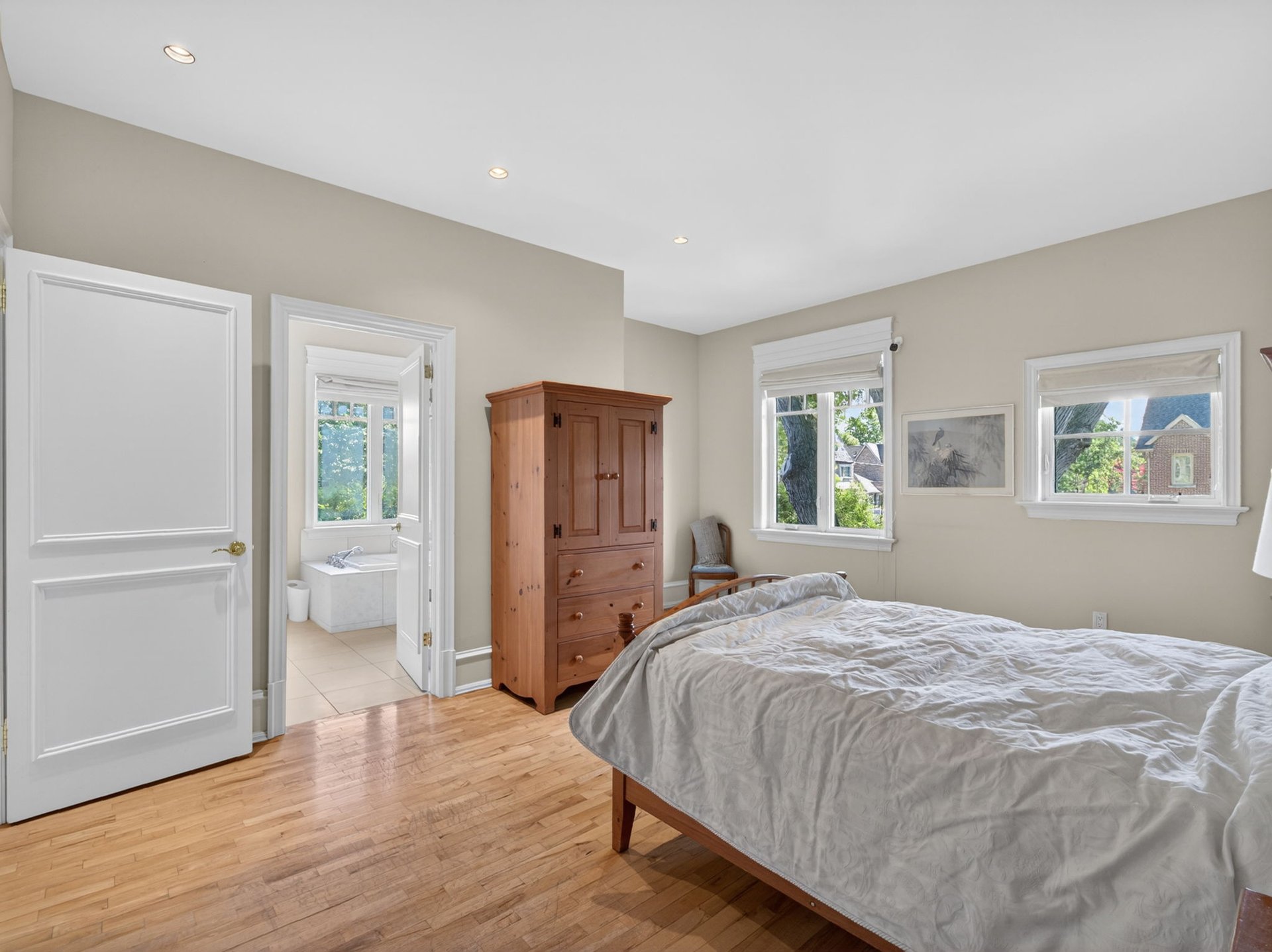 SOLD: Tranquil Urban Oasis